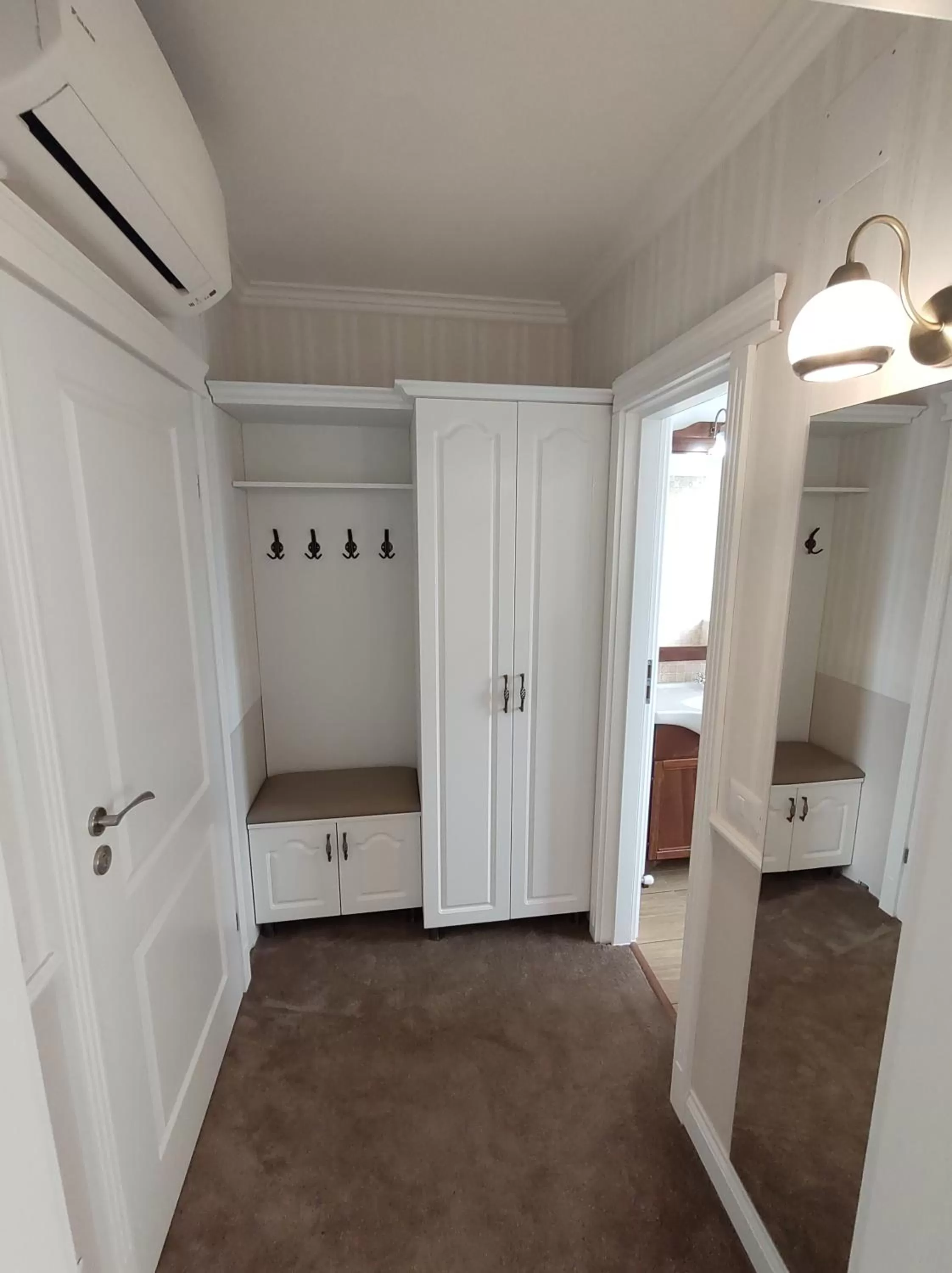 wardrobe in Fanea Residence