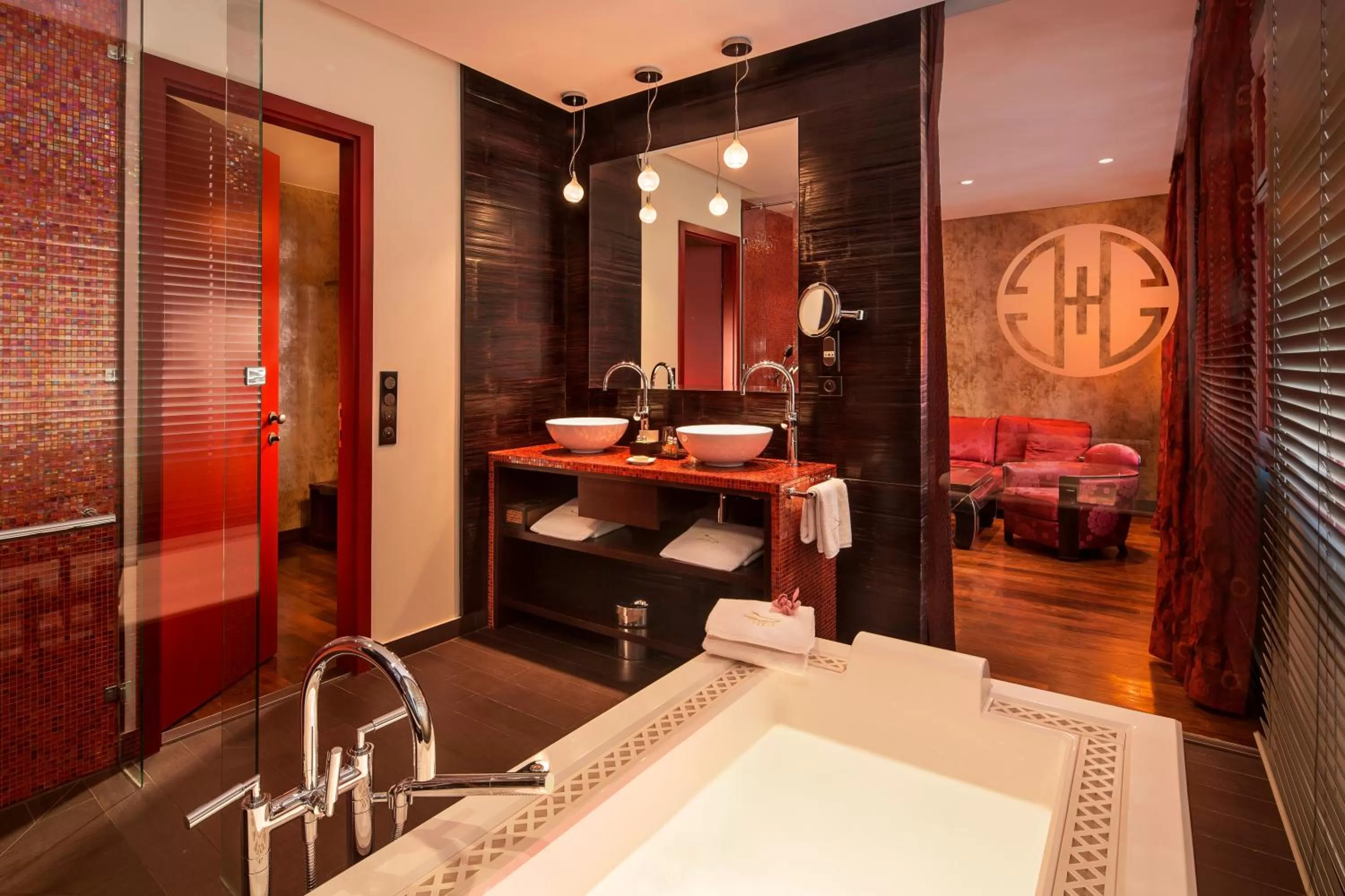 Bathroom, Bed in Buddha-Bar Hotel Prague