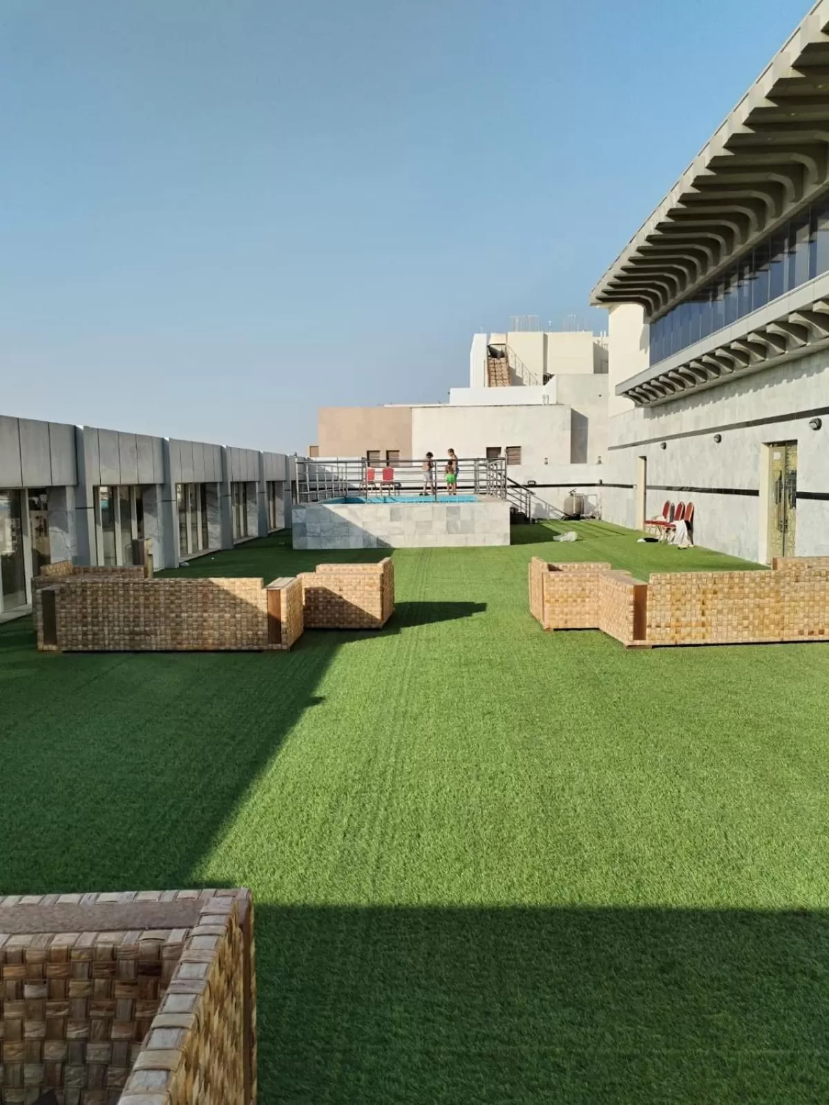 Swimming pool in Paradise Inn Jeddah Hotel
