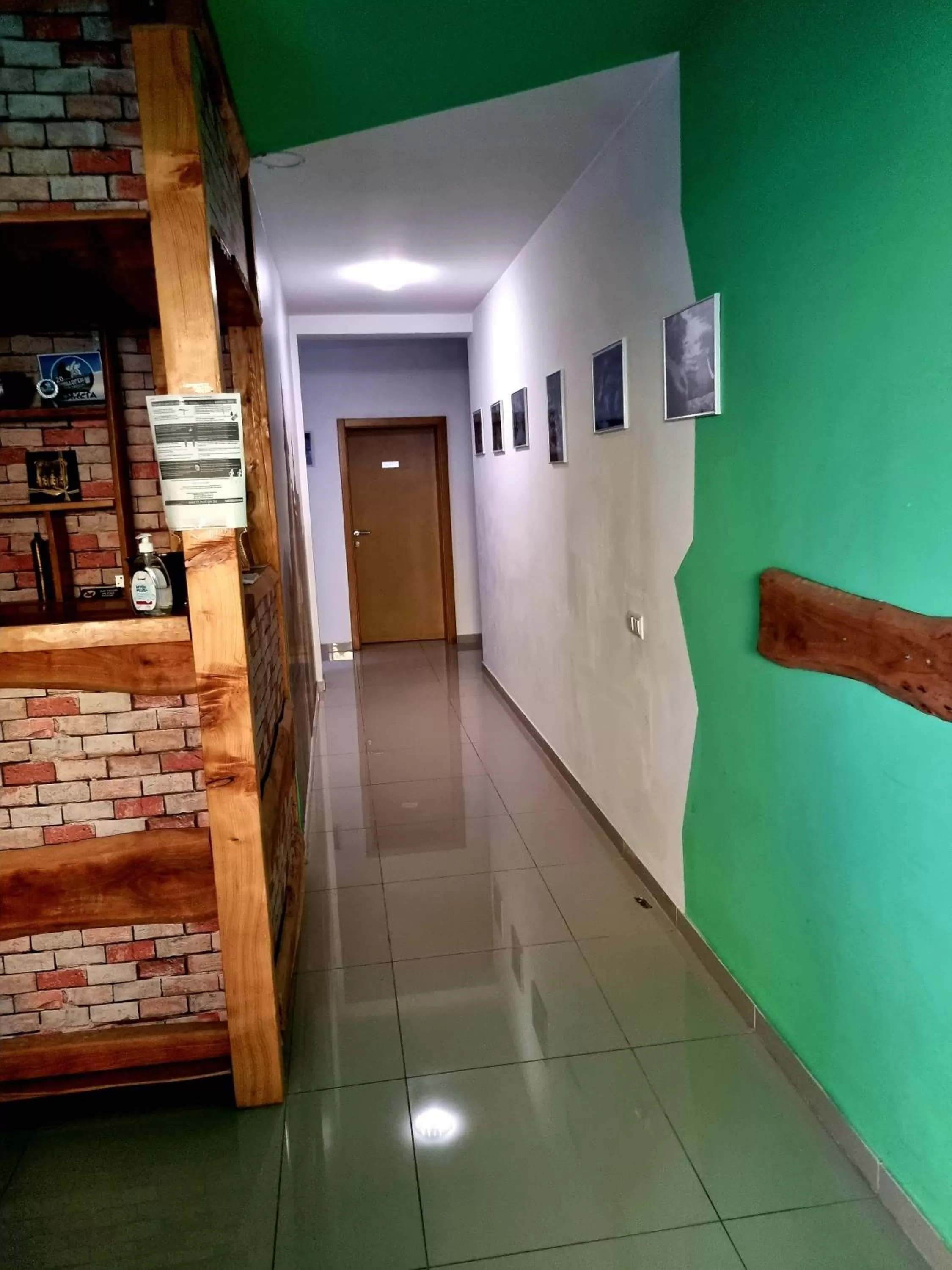 Lobby or reception in Motel Medium