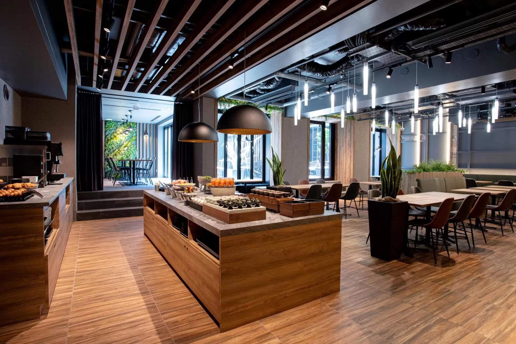 Lounge or bar in HOTEL AMANEK Shinjuku Kabukicho