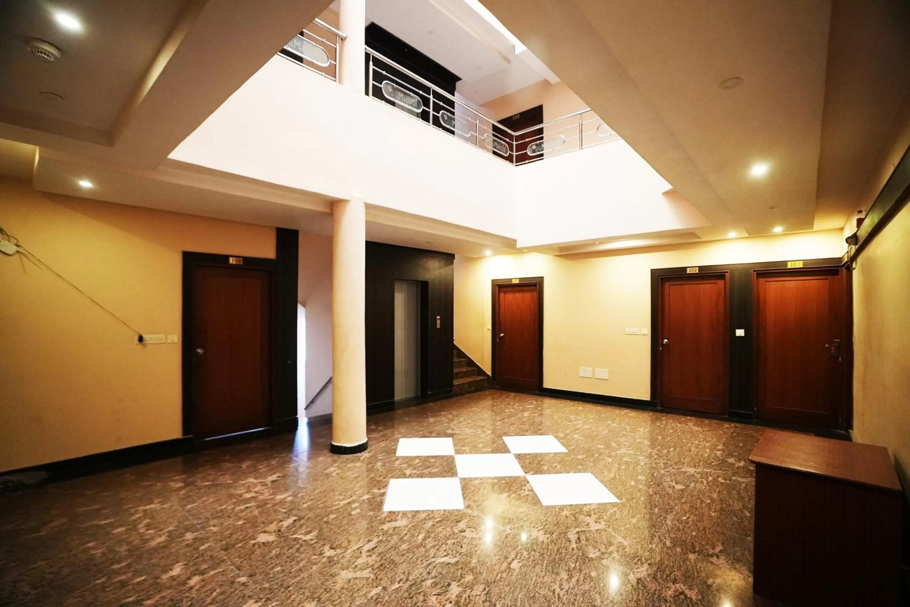 Area and facilities in Hotel Madurai