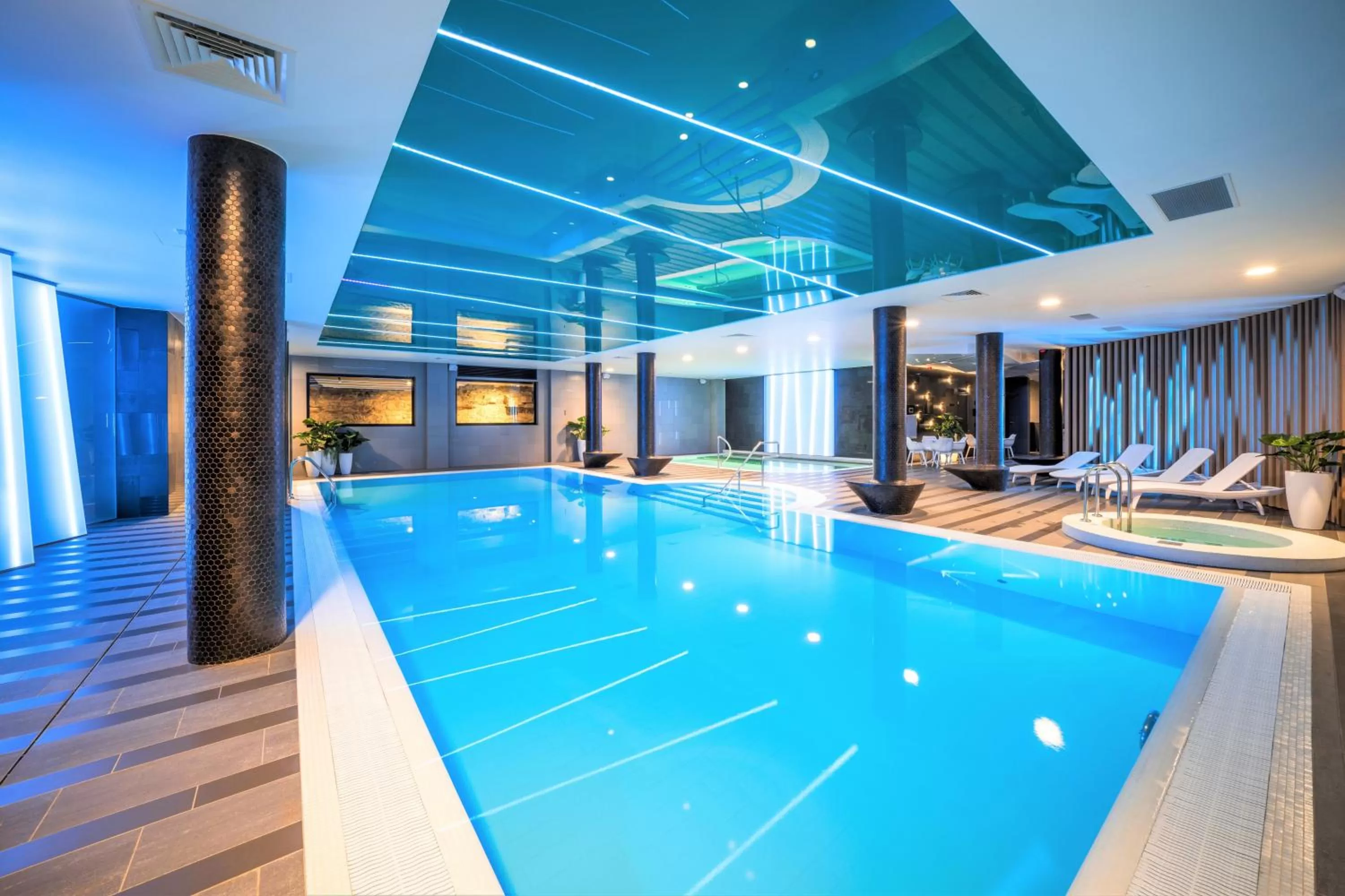 Hot Tub in Wellton Riverside SPA Hotel