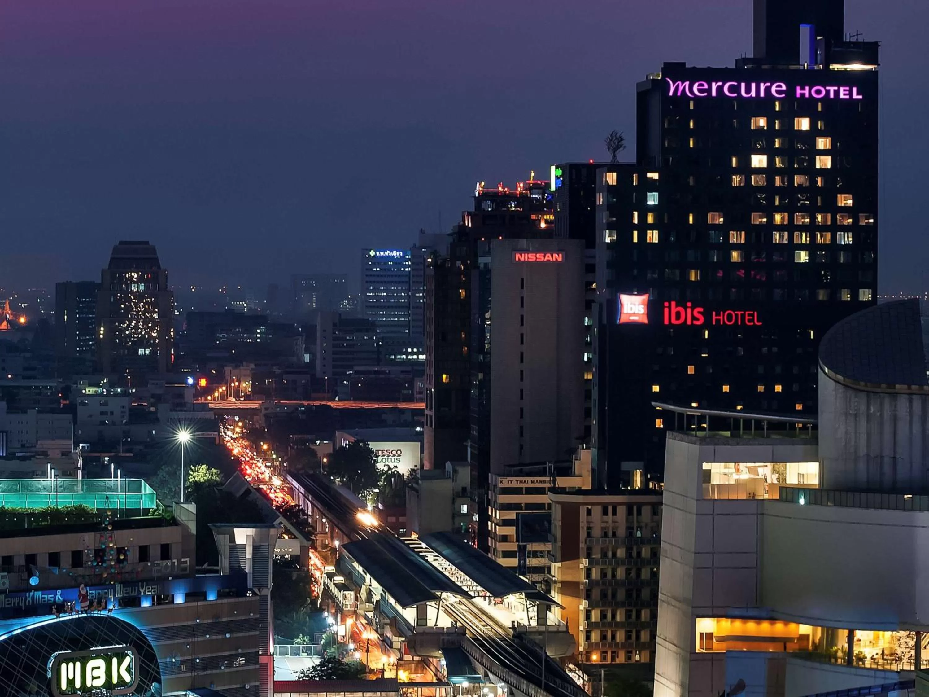 Property building in Mercure Bangkok Siam