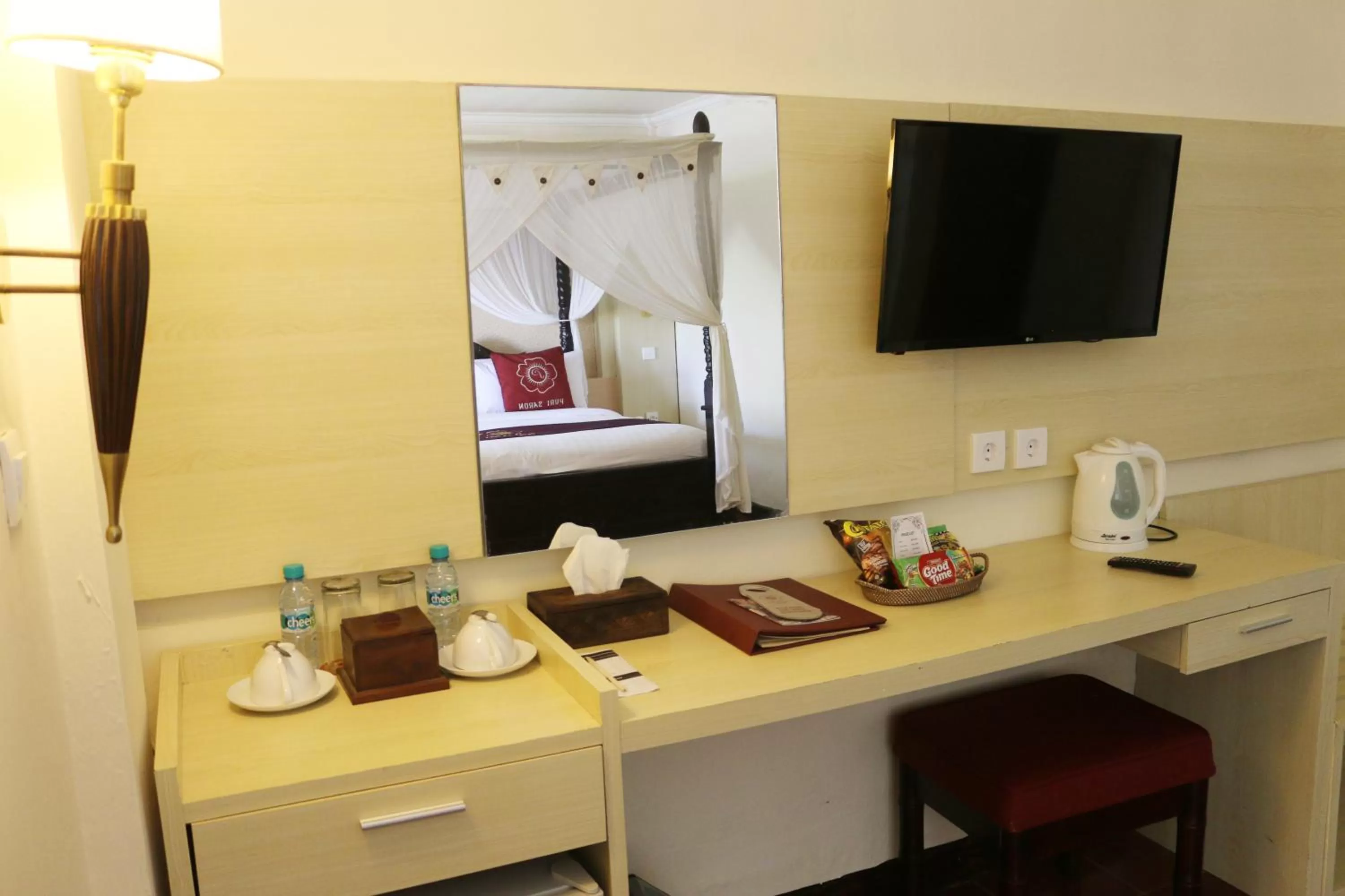 TV and multimedia in Puri Saron Hotel Baruna Beach Lovina