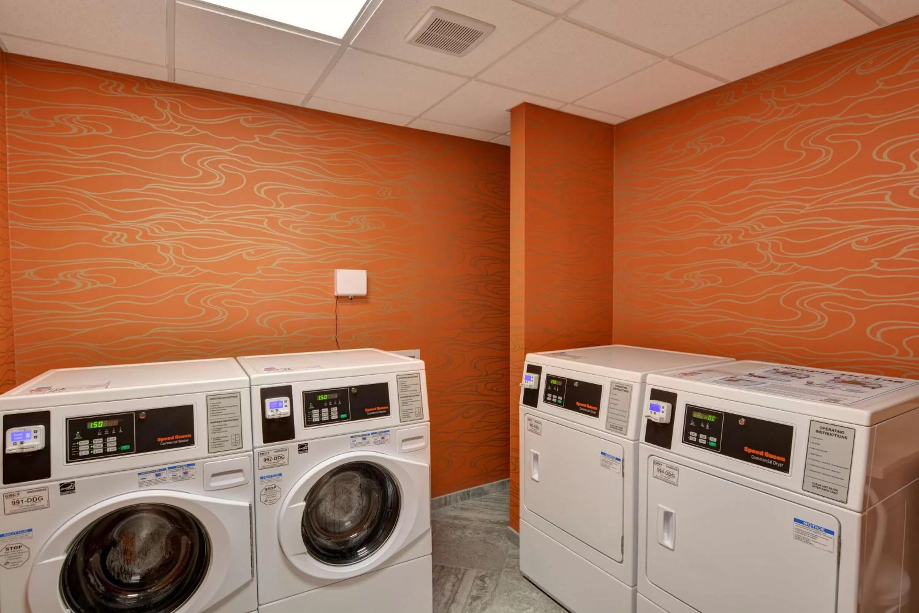 Property building in Homewood Suites By Hilton New Hartford Utica