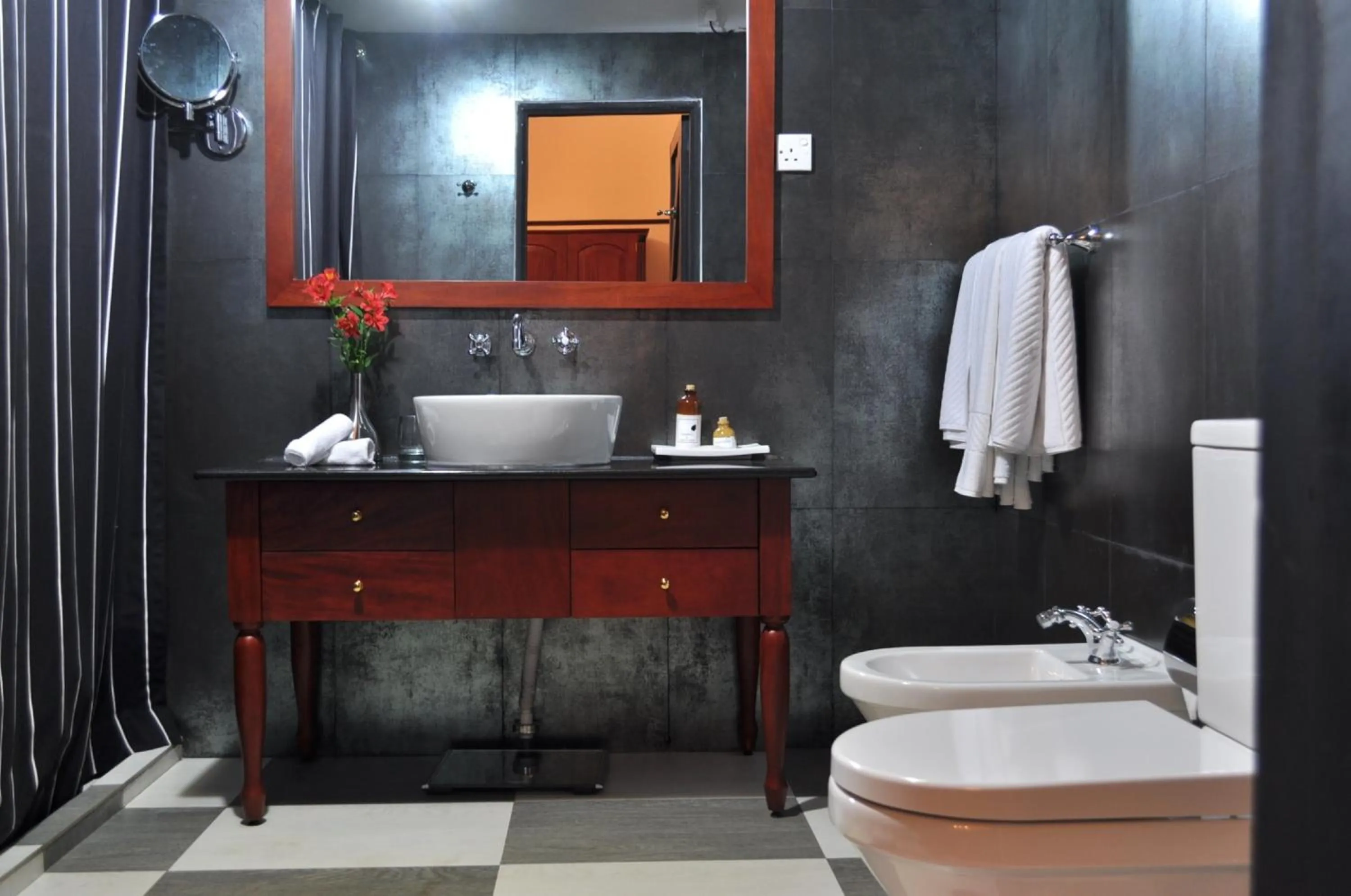 Bathroom in Royal Cocoon - Nuwara Eliya