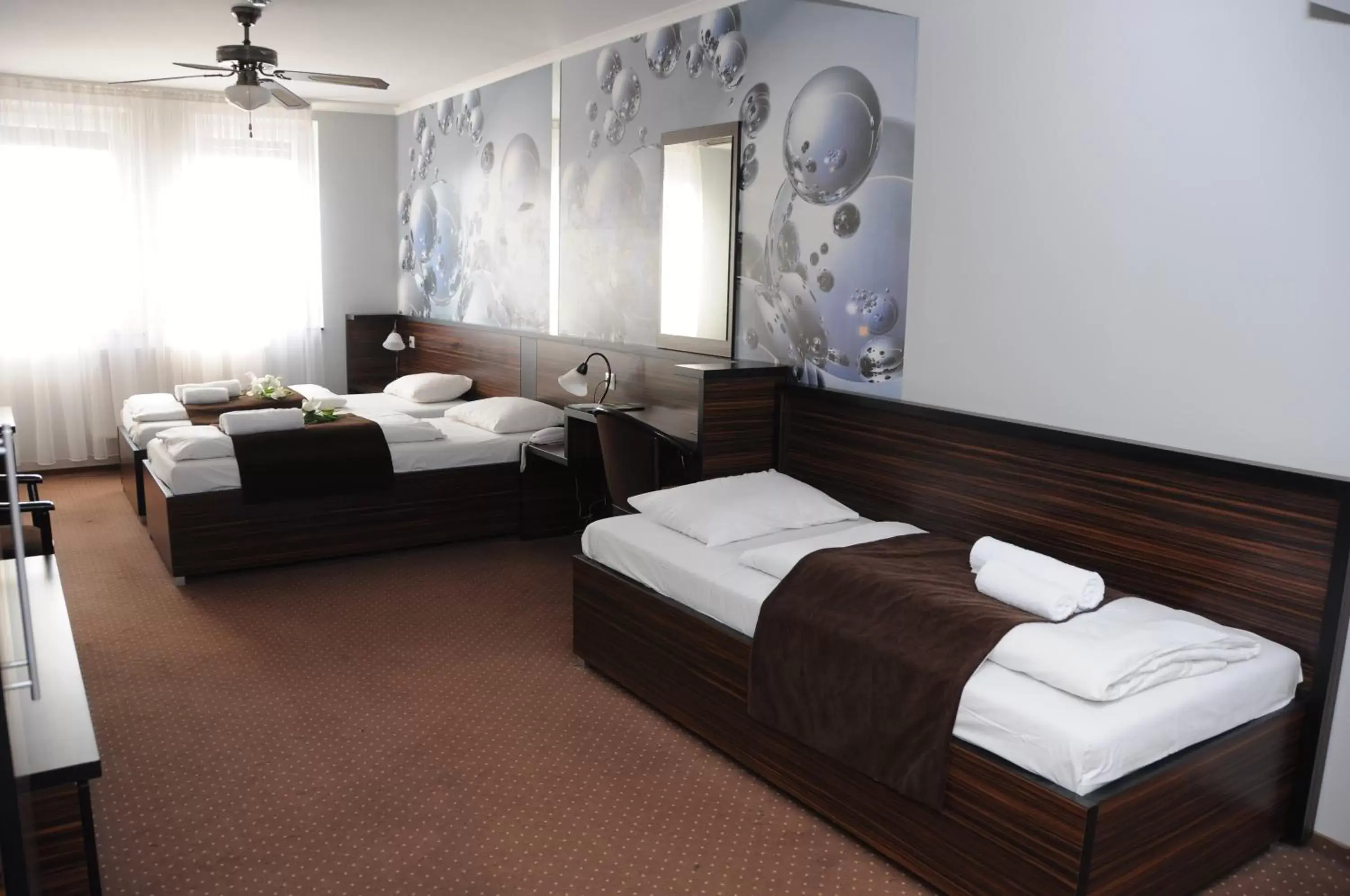 Triple Room in Green Hotel Budapest Triple Room in Green Hotel Budapest