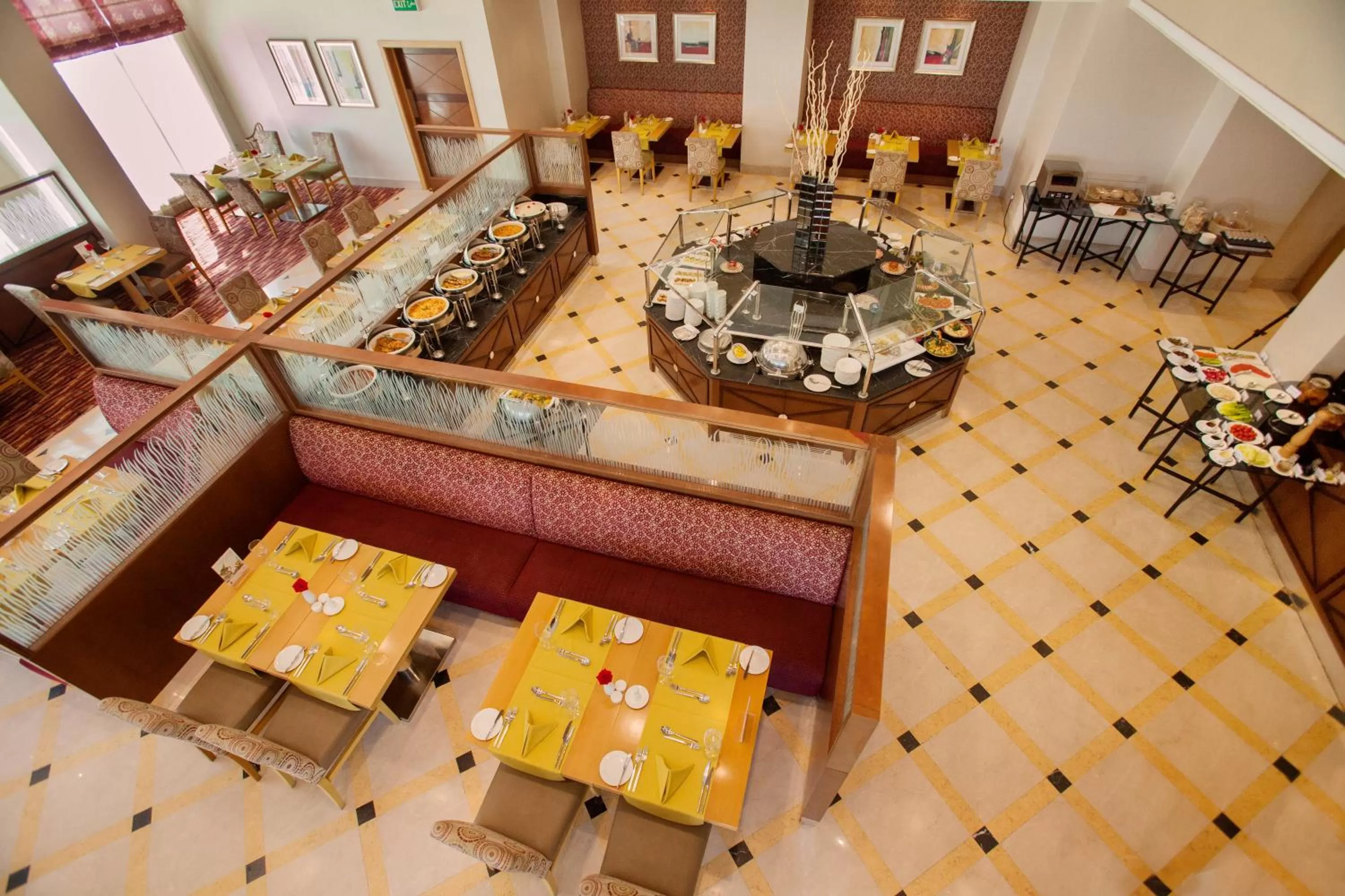 Restaurant/places to eat in Copthorne Al Jahra Hotel & Resort