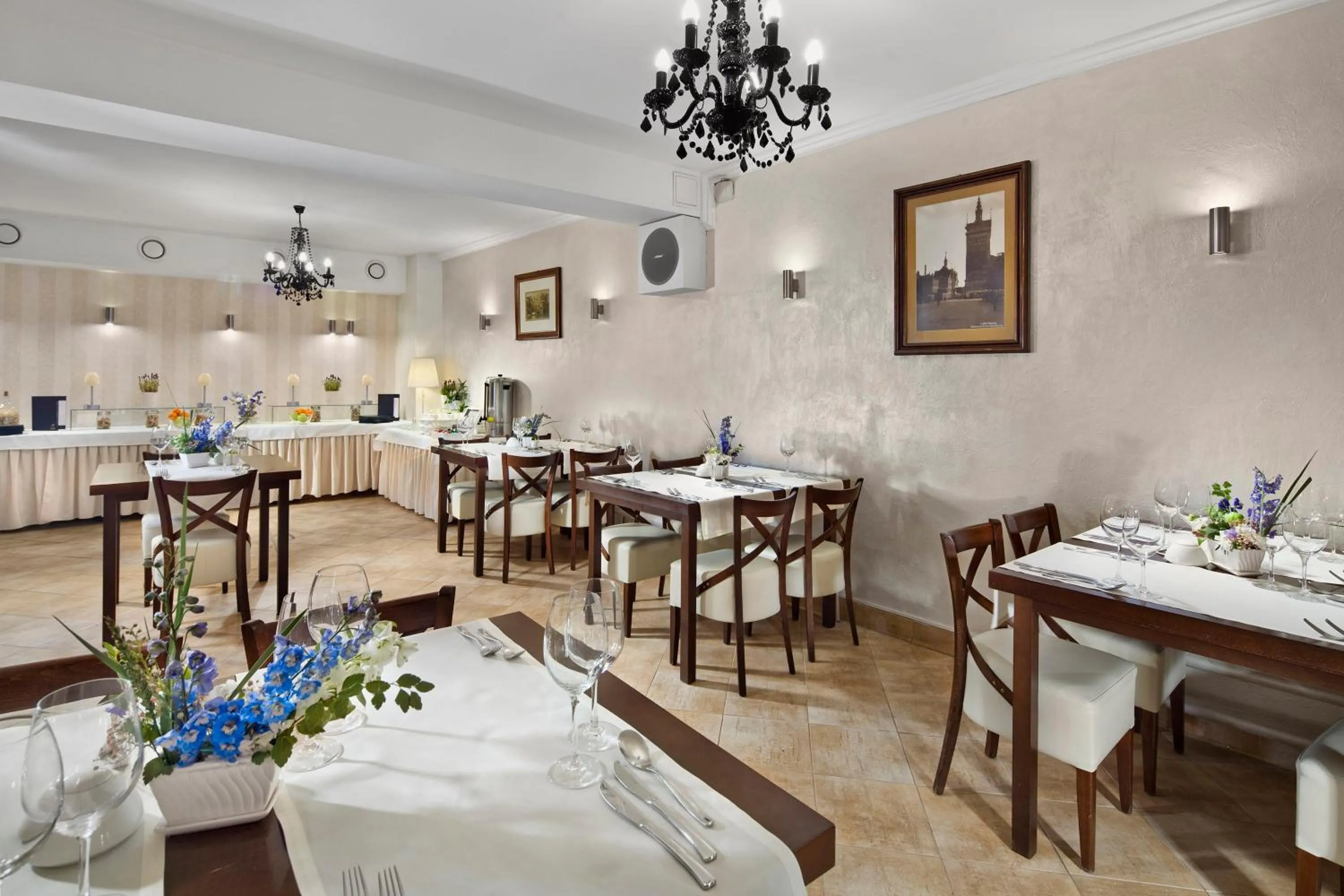 Restaurant/places to eat in Hotel Bonum Old Town