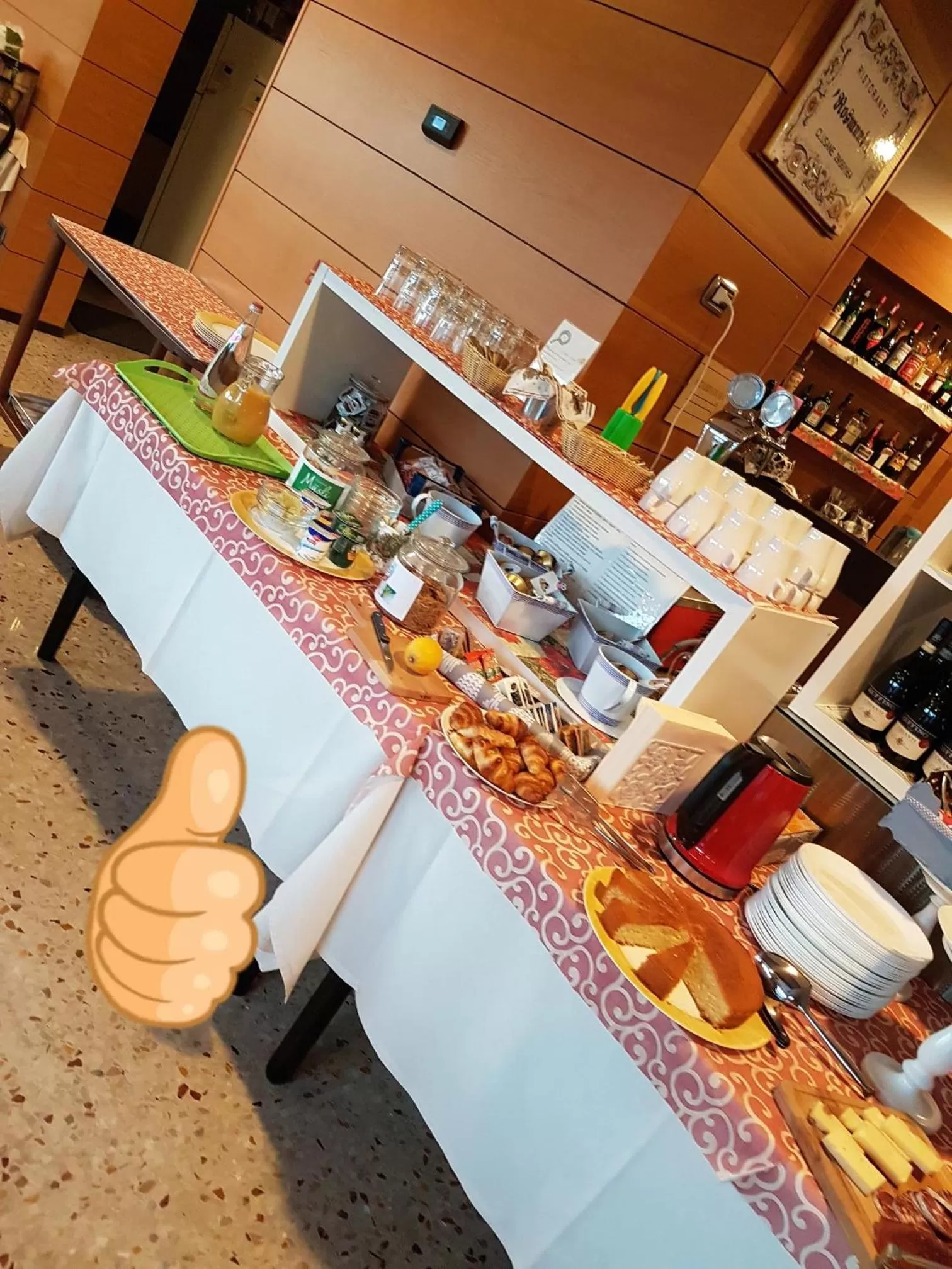 Food and drinks in Locanda del Lago Rosmunda