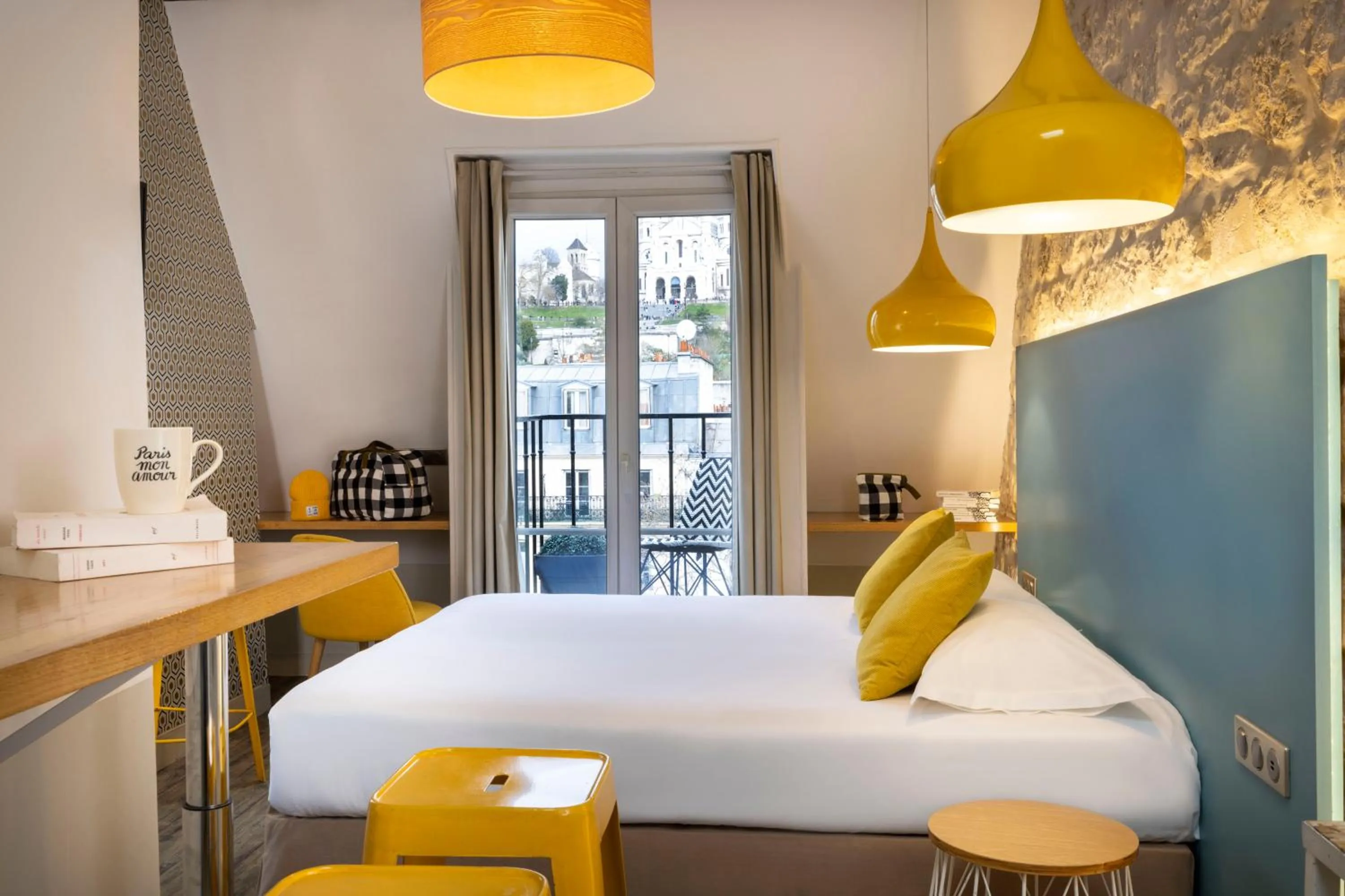 Bed in Le Regent Montmartre by Hiphophostels