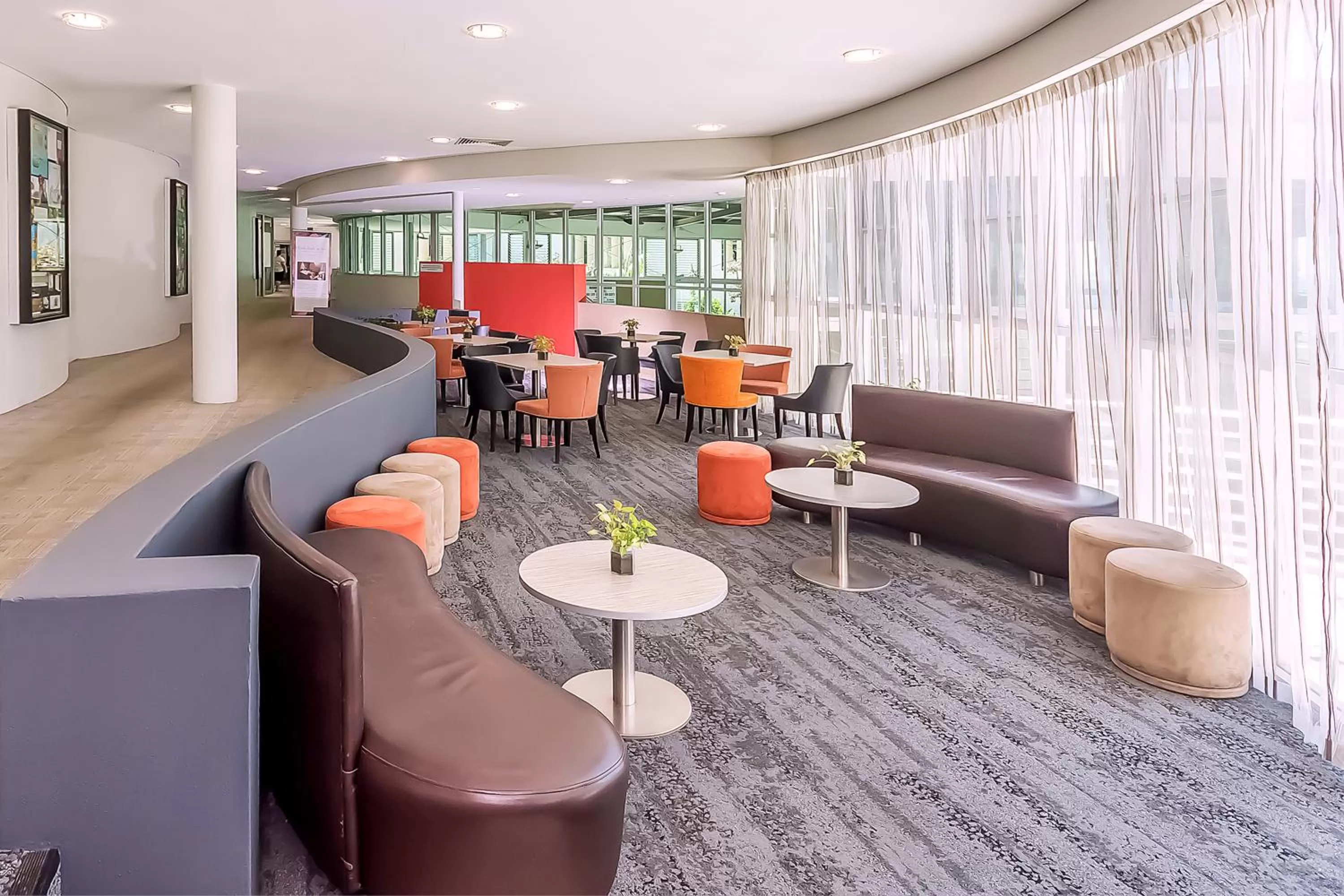 Lobby or reception in Bunbury Hotel Koombana Bay