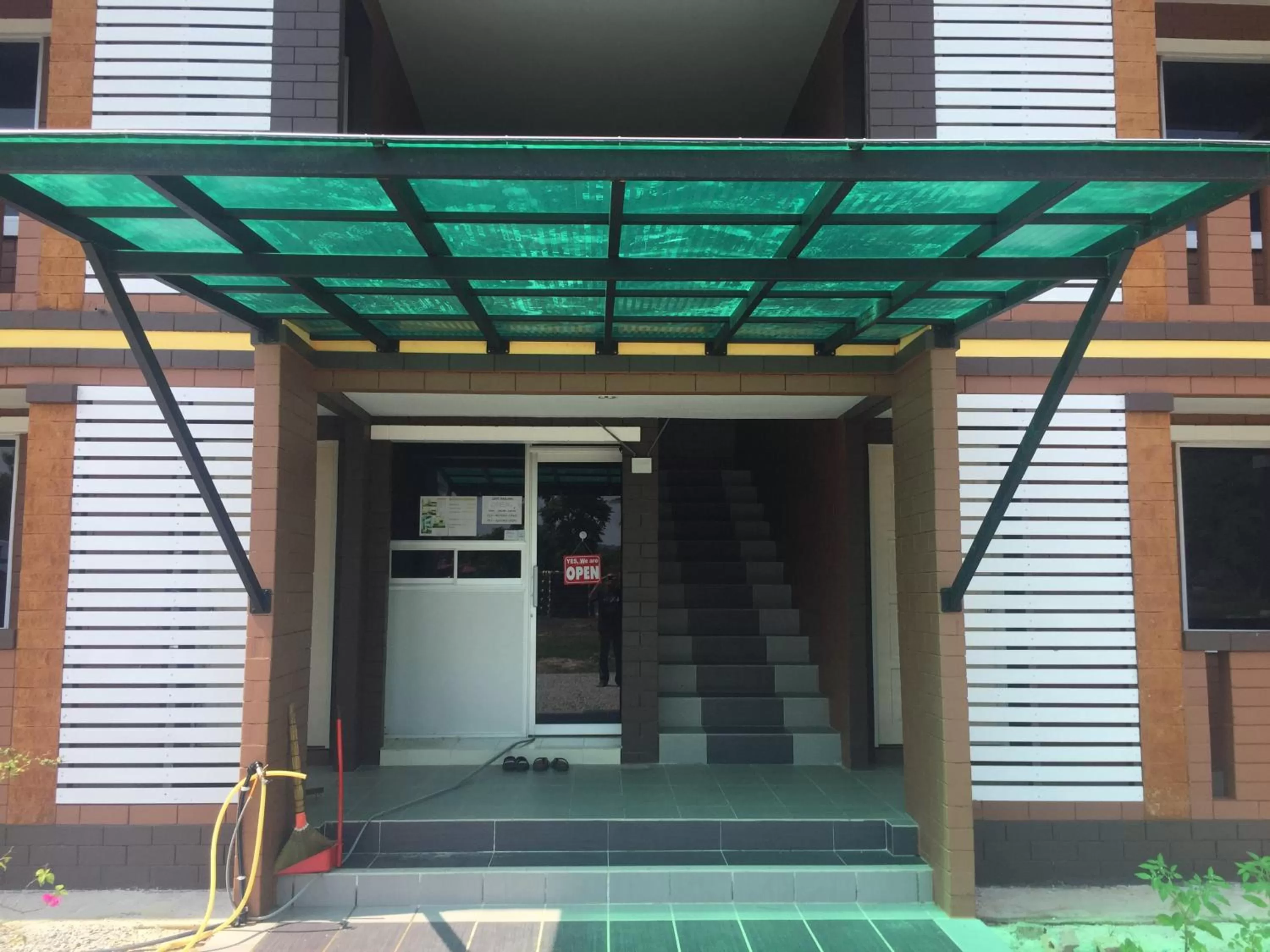 Facade/entrance in Sayy Haa Inn