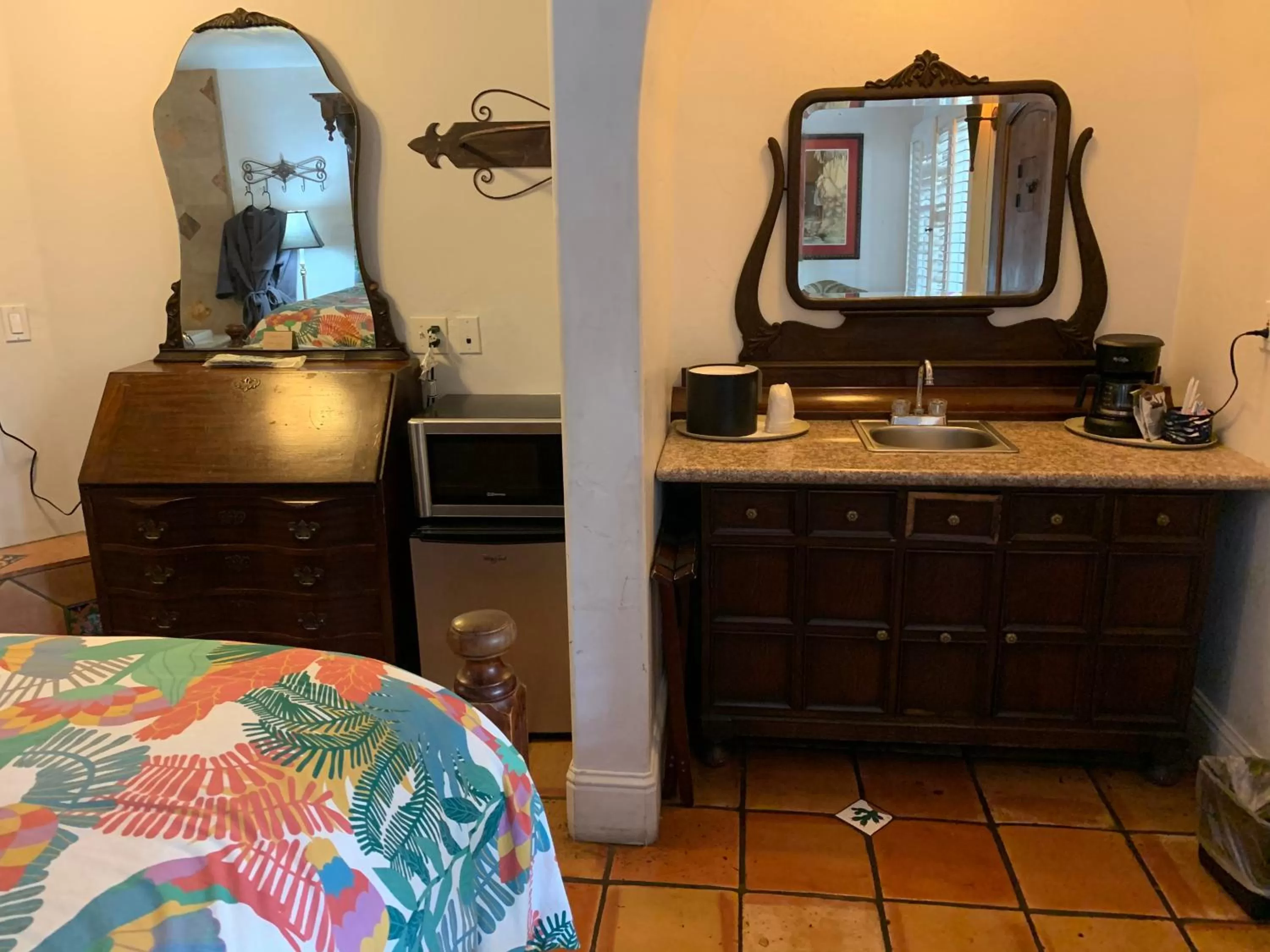 Kitchen or kitchenette in Chantico Inn