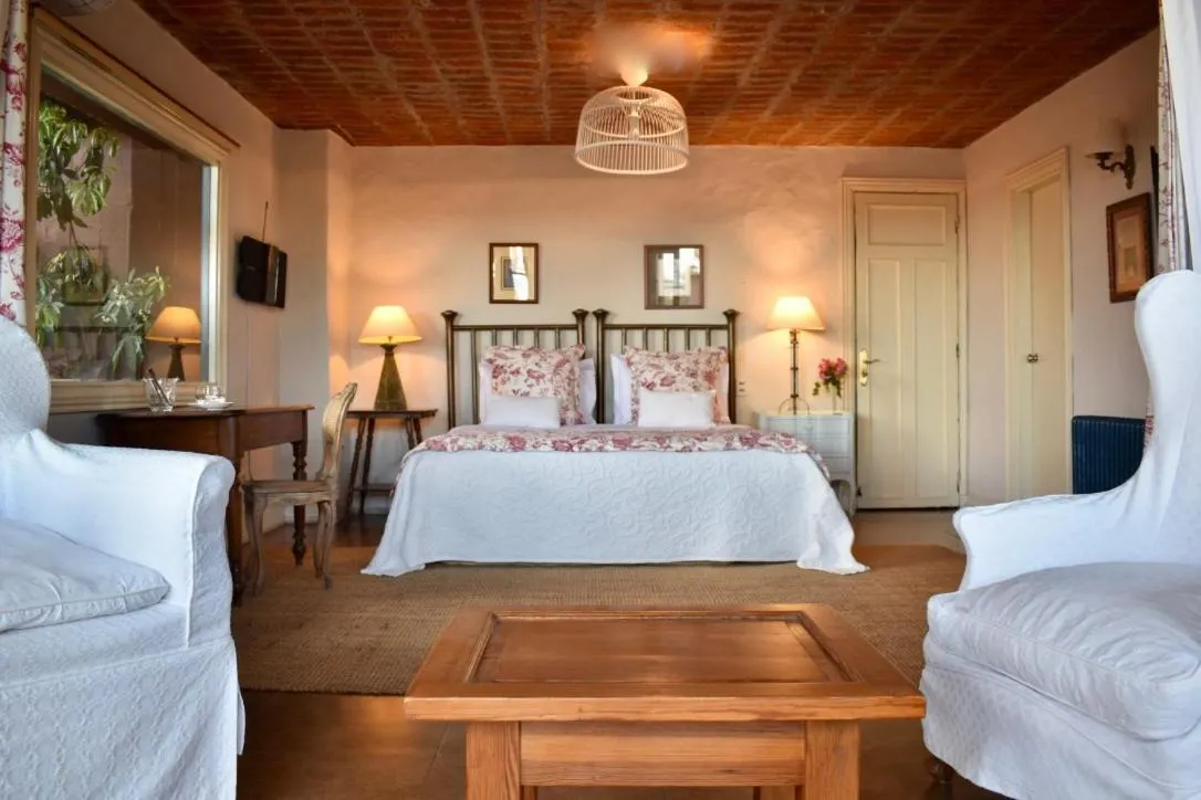 Bed in Las Cumbres Hotel