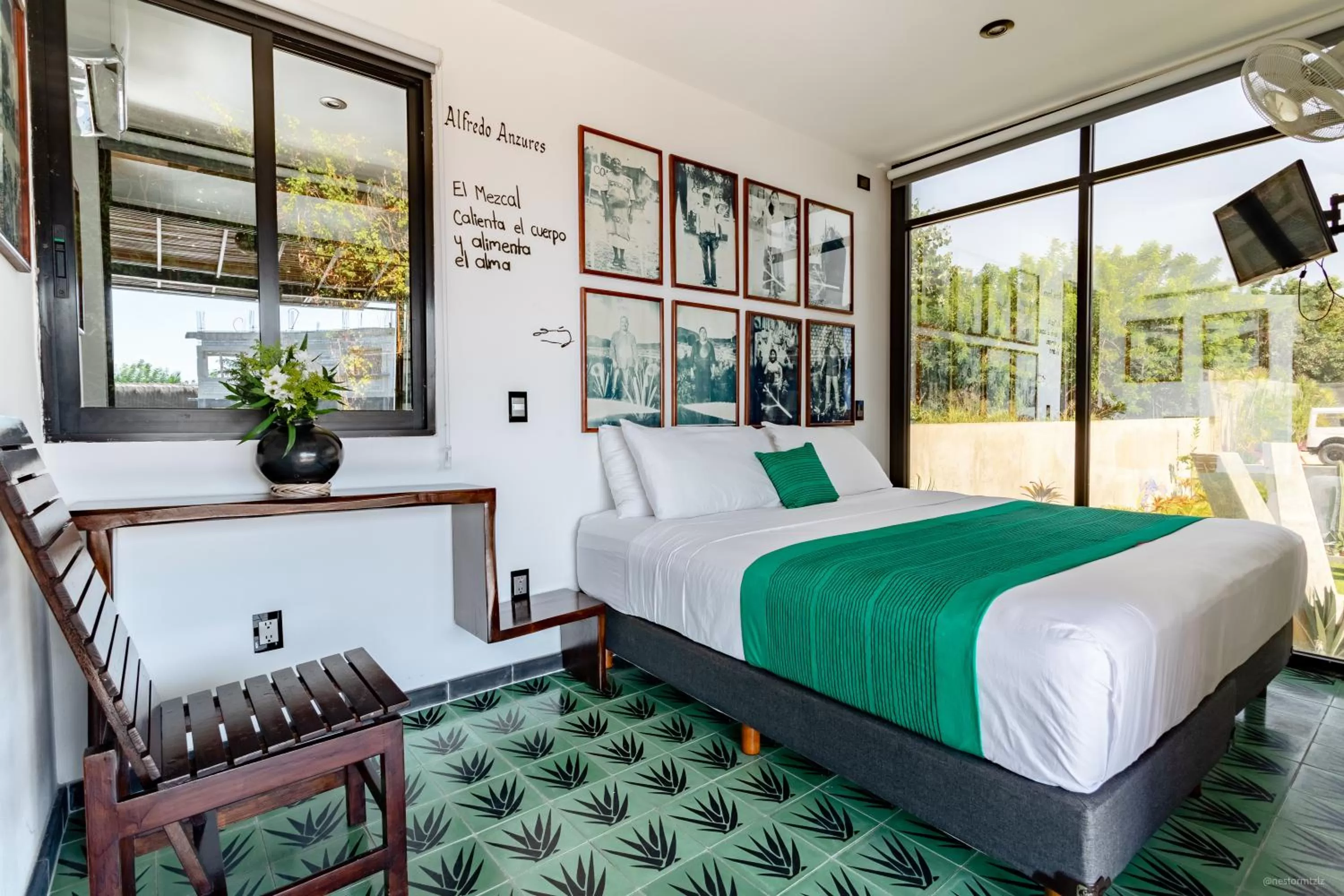 Bed in Cabane Container Hotel - ADULTS ONLY