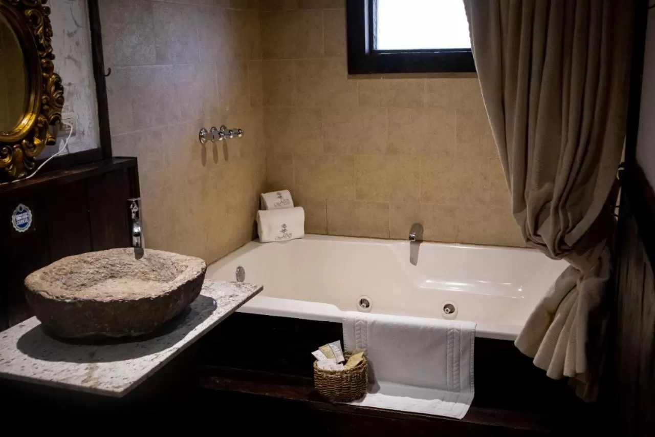 Bathroom in Hacienda Hostería Dos Chorreras