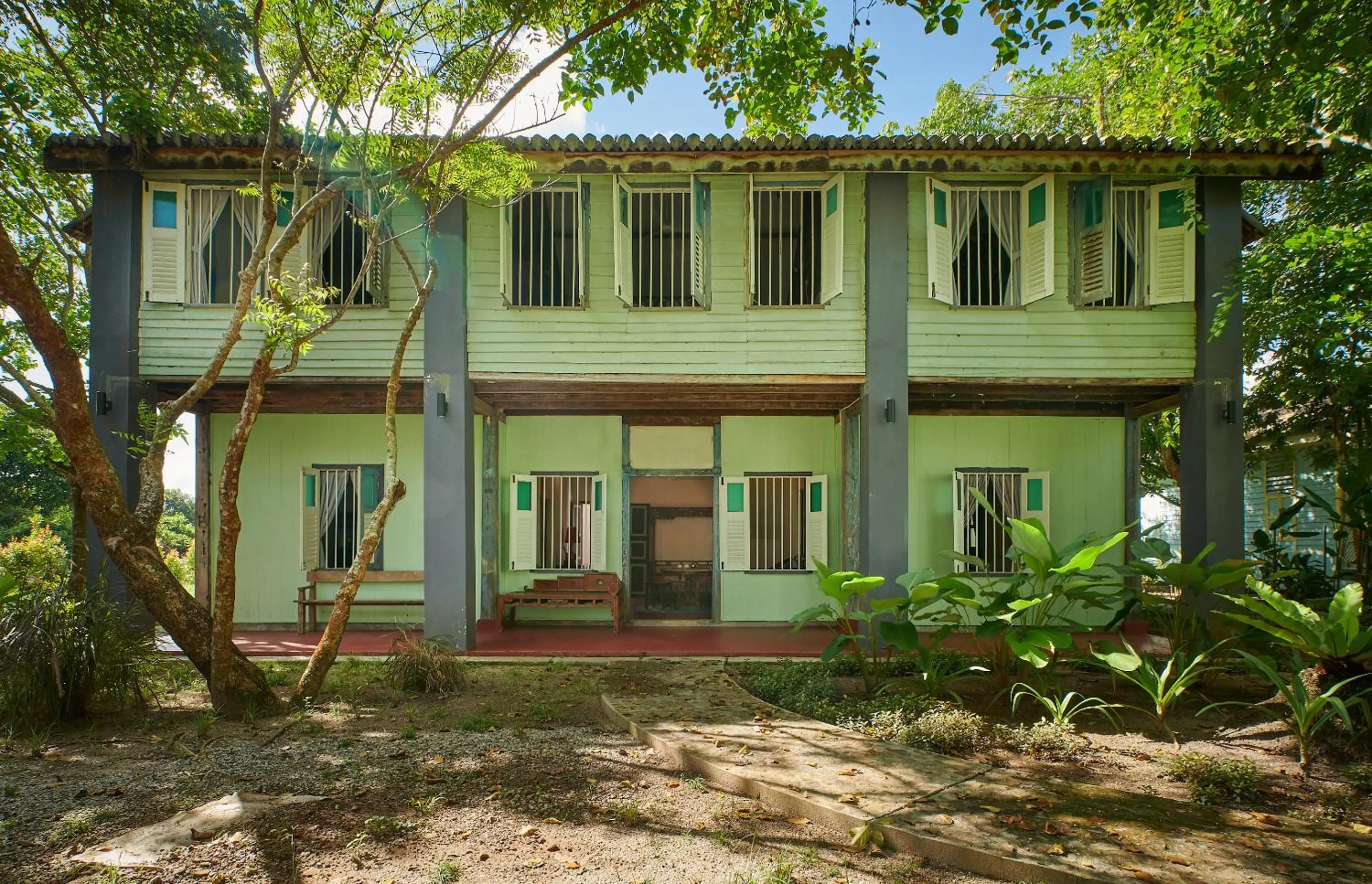 Facade/entrance in Temple Tree Resort