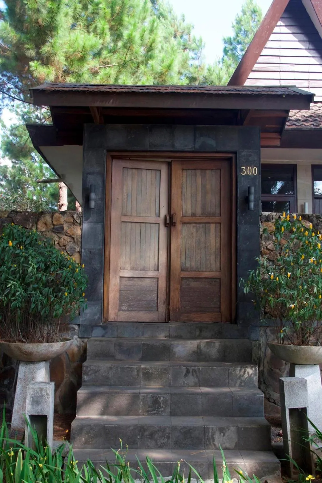 Property building in Puteri Gunung Hotel