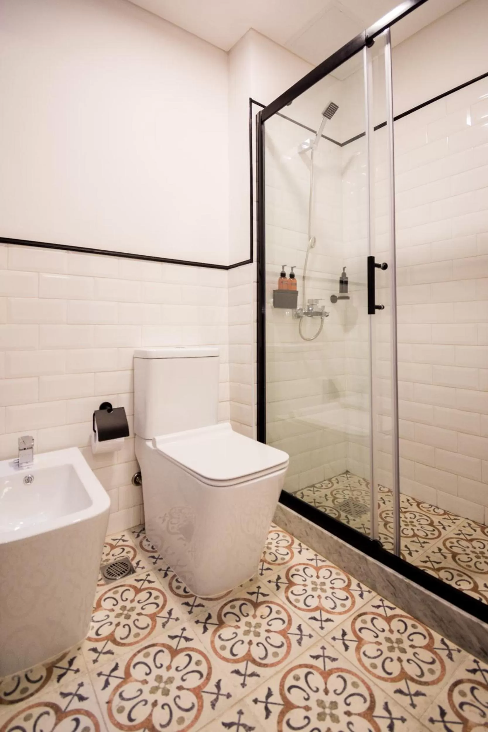 Shower, Bathroom in FAUNA Montevideo