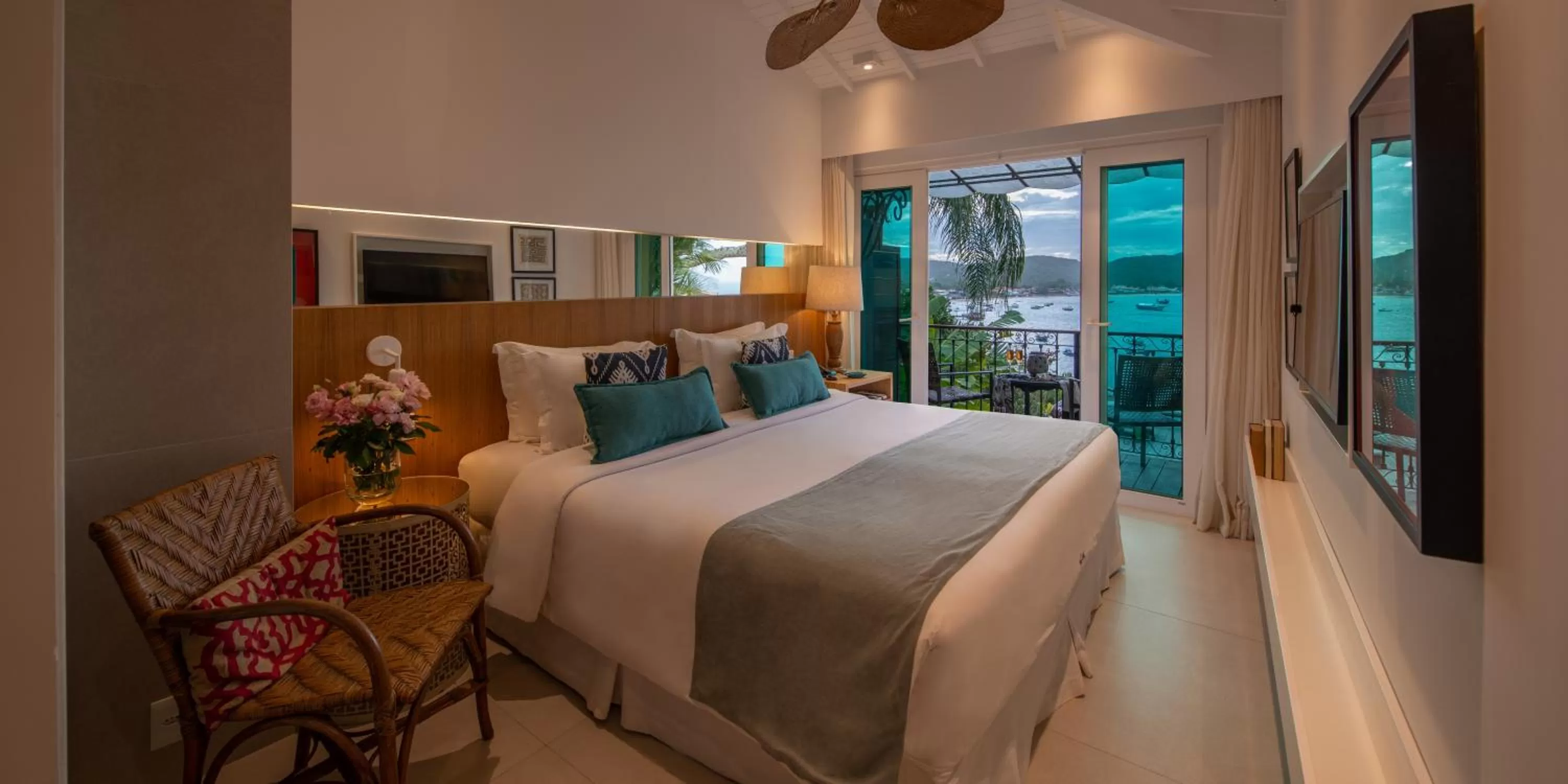 Sea view, Bed in Vila deste Hotel