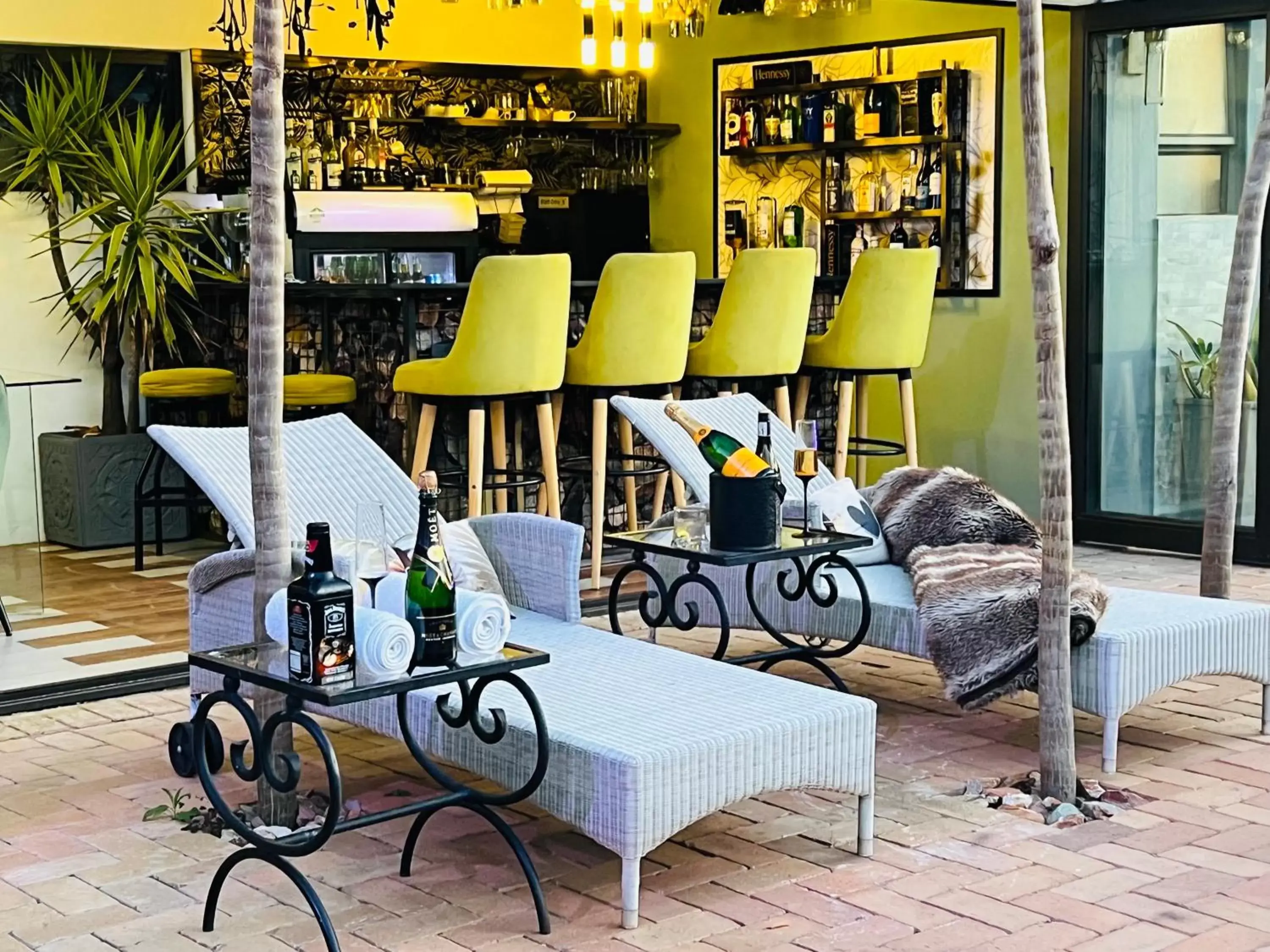 24 On Basil Inventive suites 24 On Basil Inventive suites