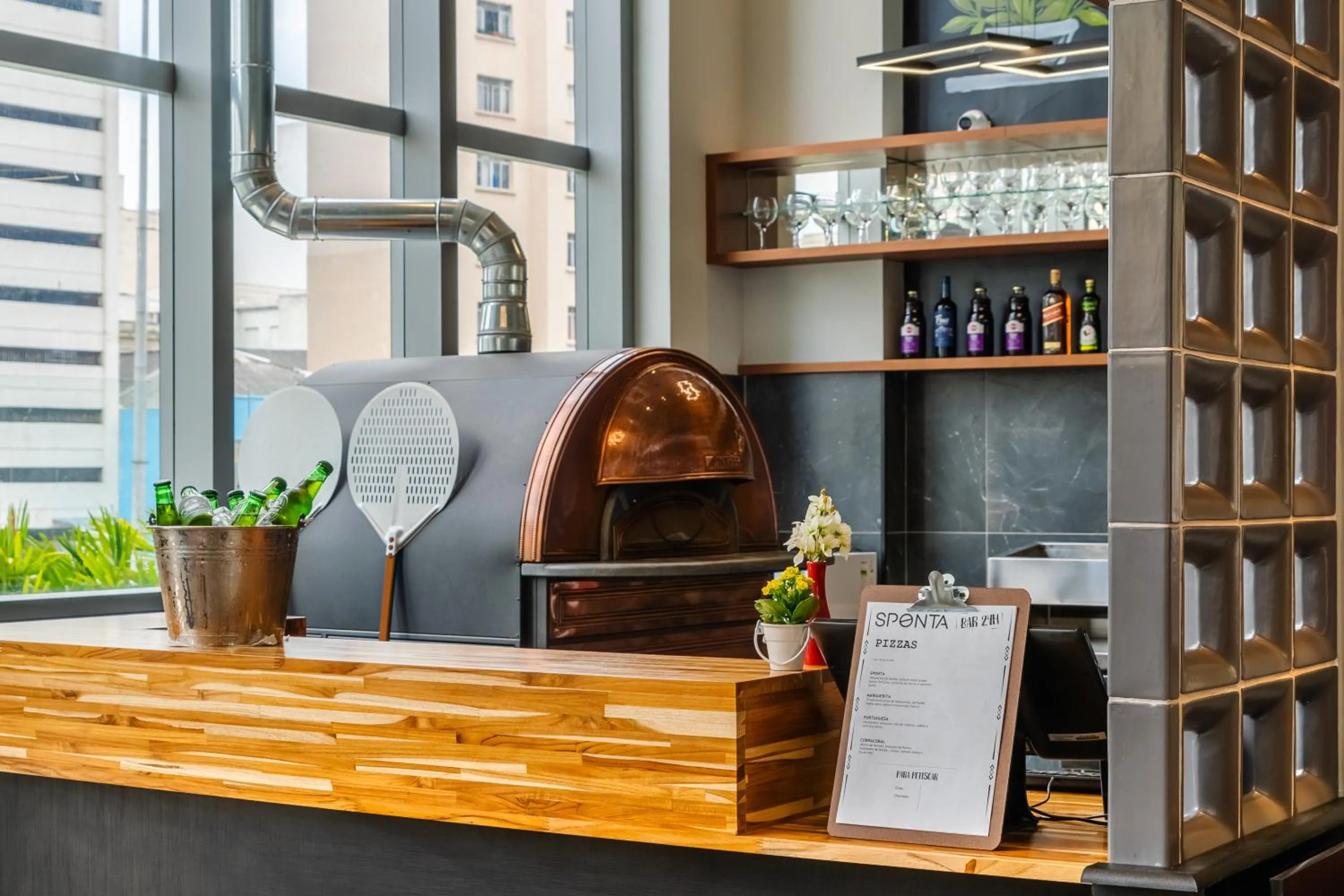 Lounge or bar in Ibis Styles SP Centro