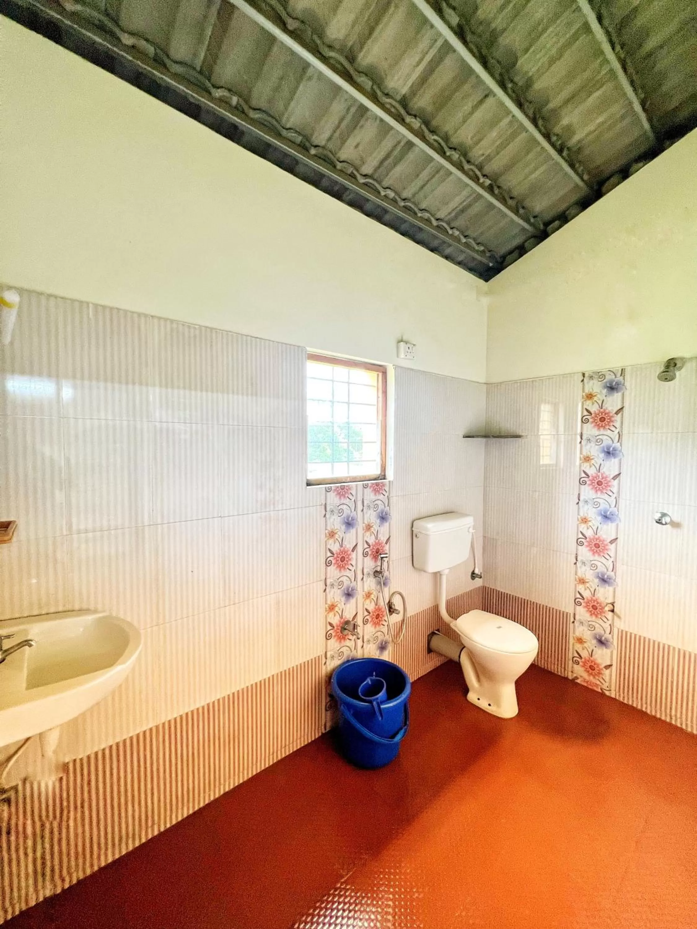 Bathroom in MID BEACH STAY Gokarna