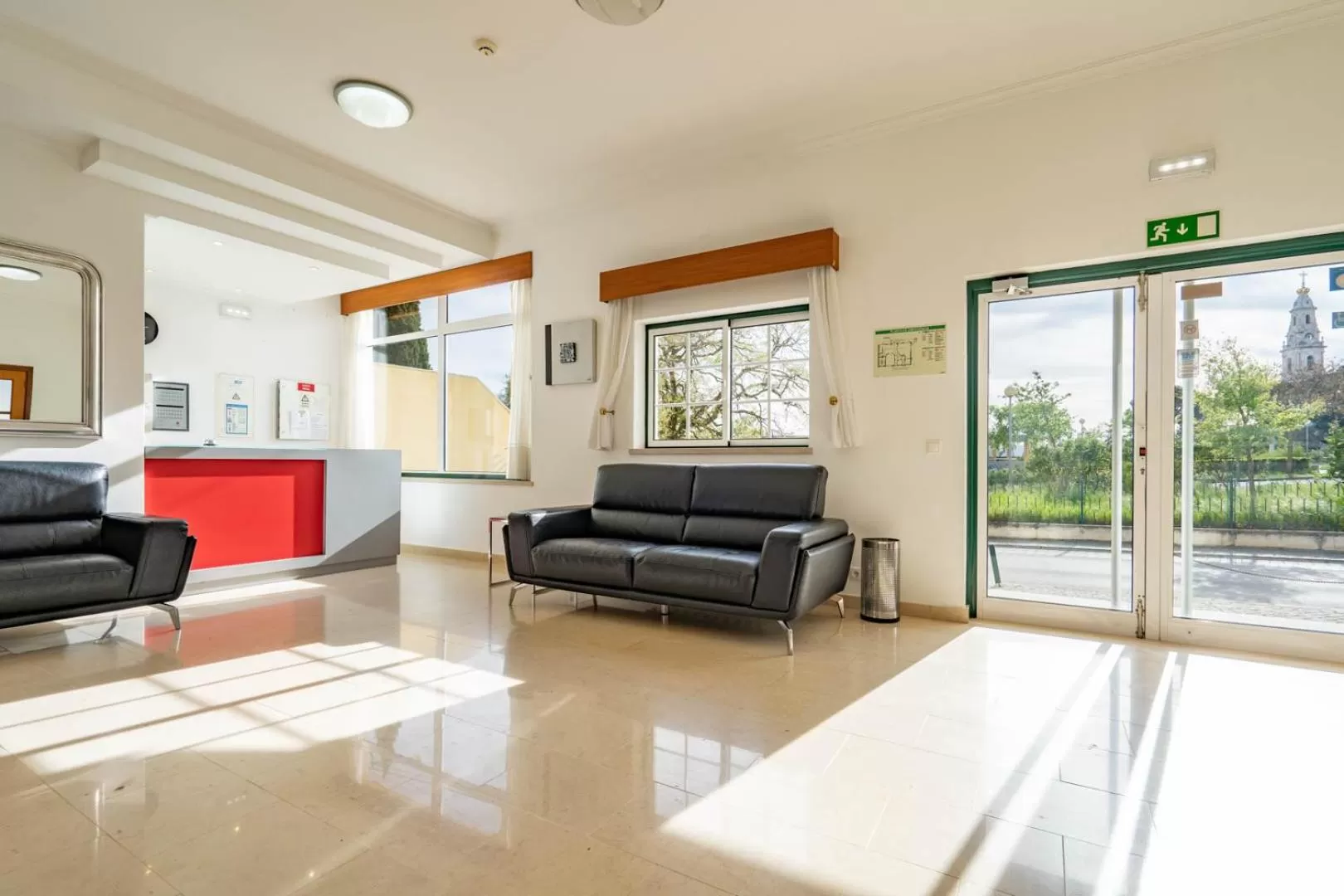 Lobby or reception in Hotel Padre Pio by Umbral