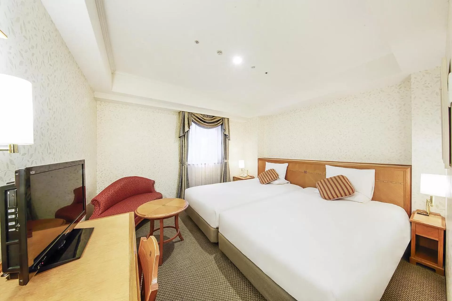 Hollywood Twin Room - Smoking in KOKO HOTEL Osaka Shinsaibashi