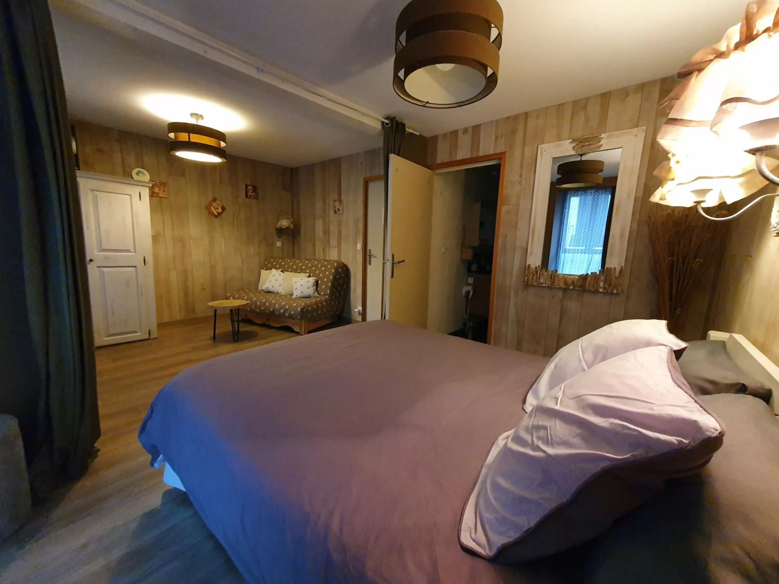 Bed in Le Patio de Luchon