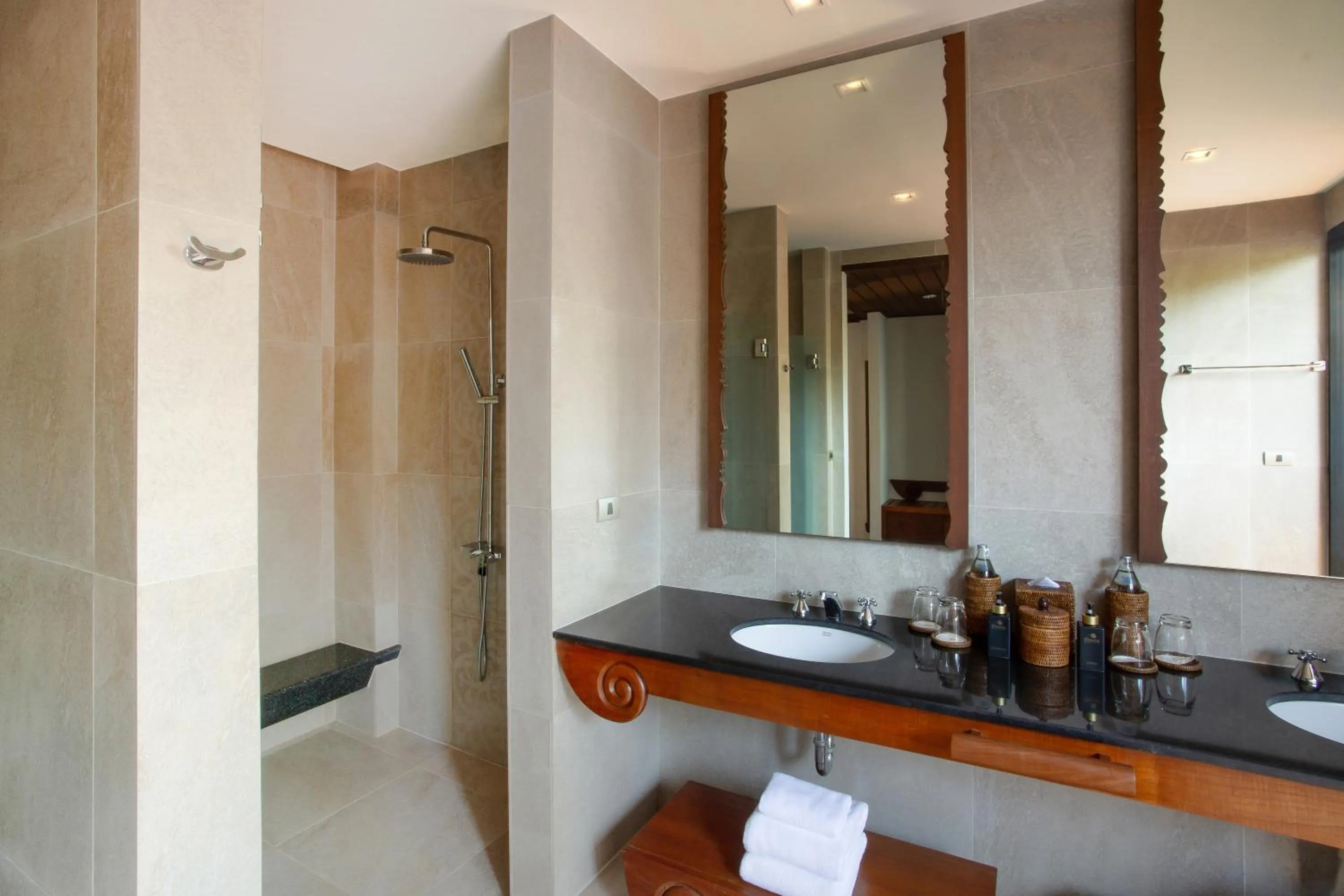Shower in Pimalai Resort & Spa