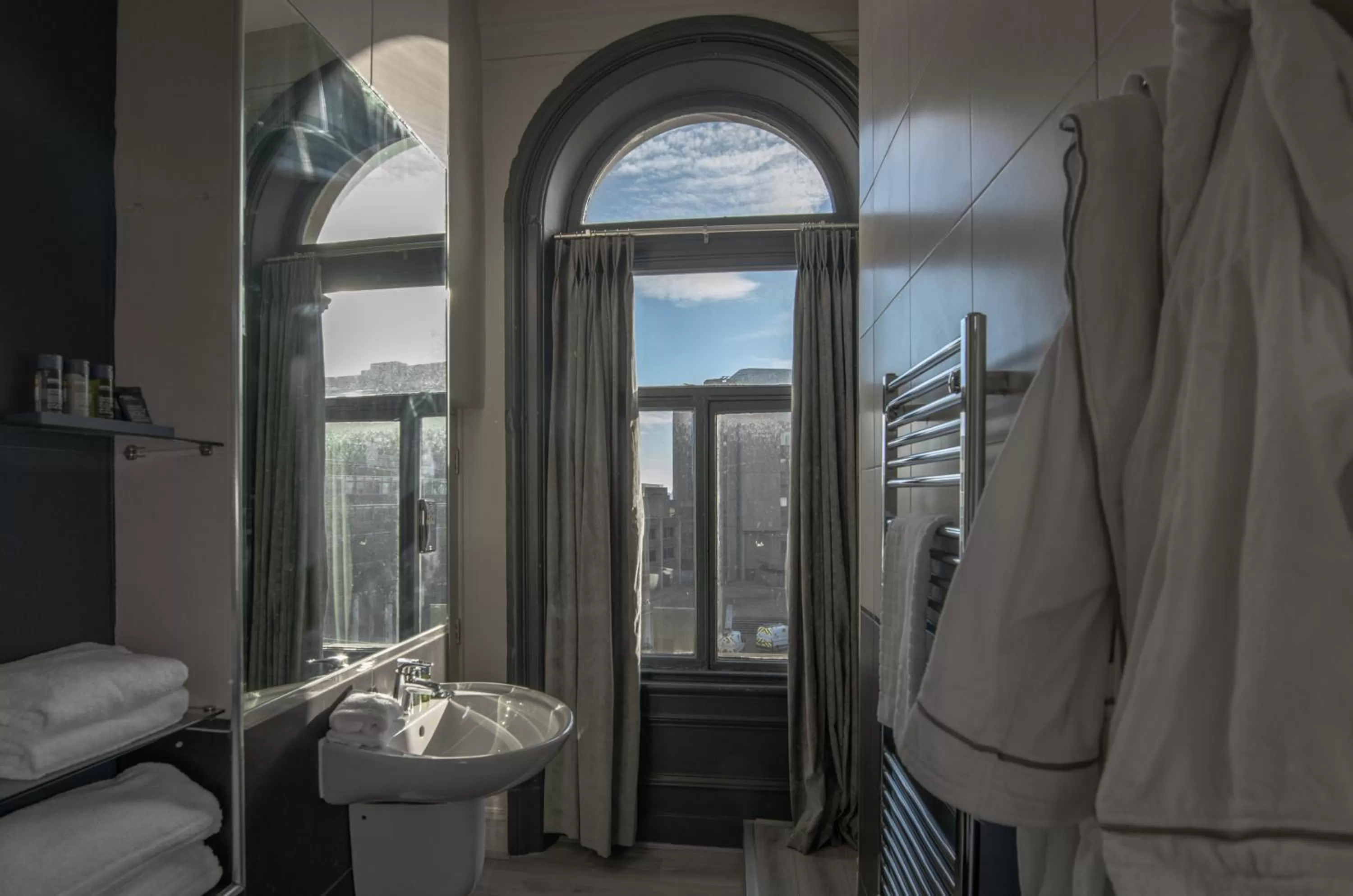 62 Castle Street Hotel