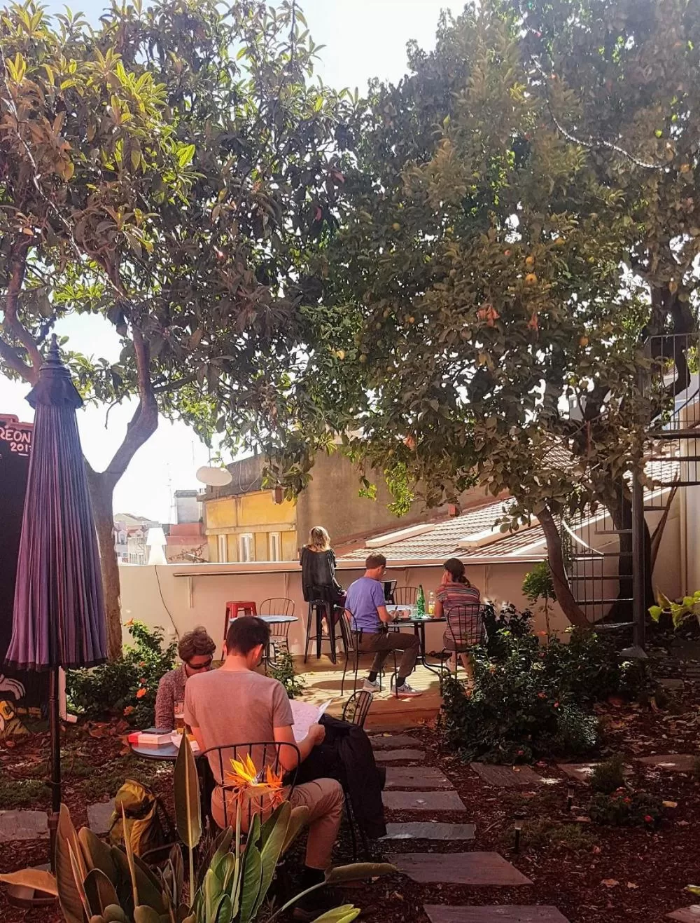 Property building, Guests in Tings Lisbon