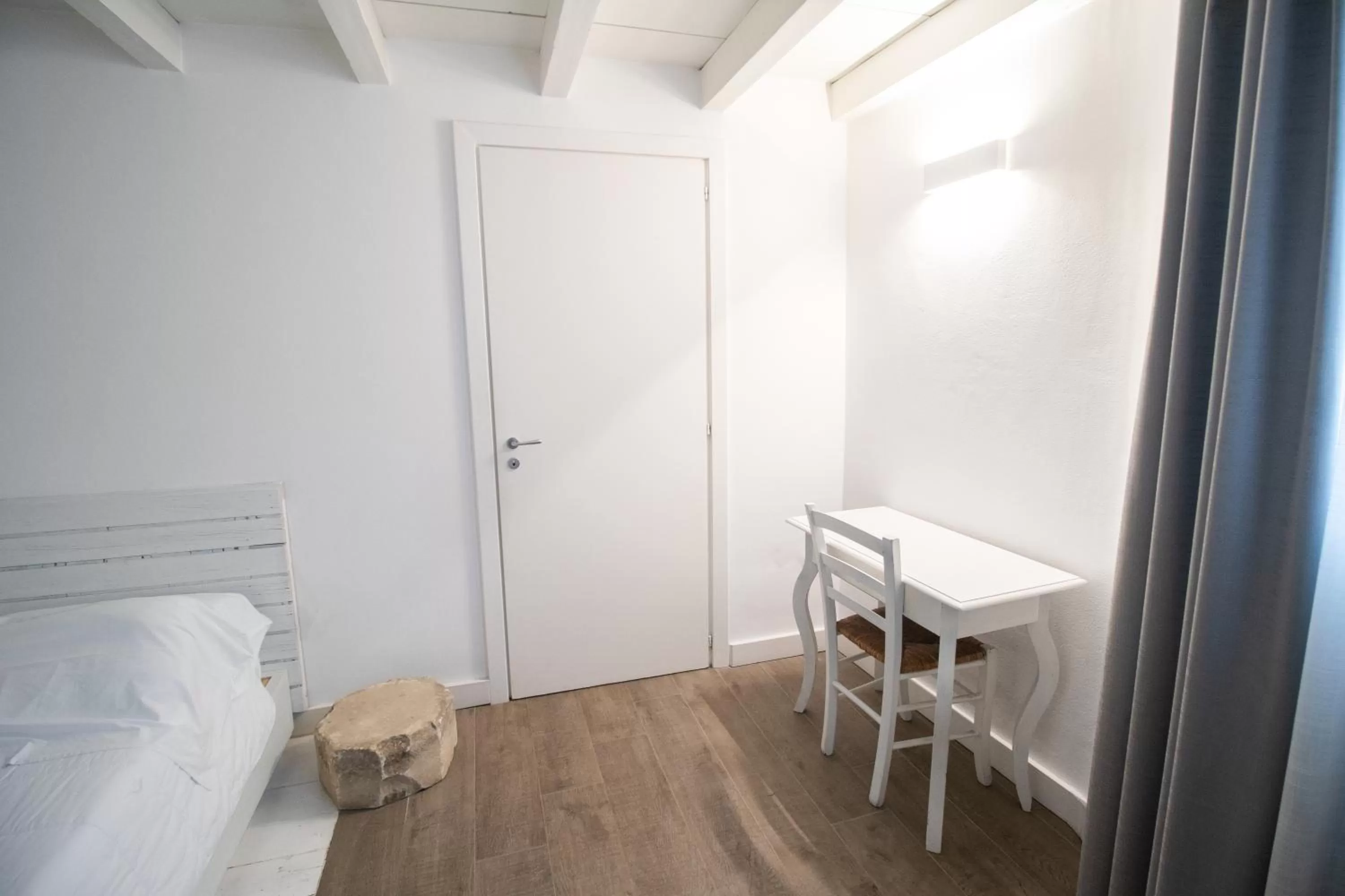 Photo of the whole room, Bed in Casa Balmes