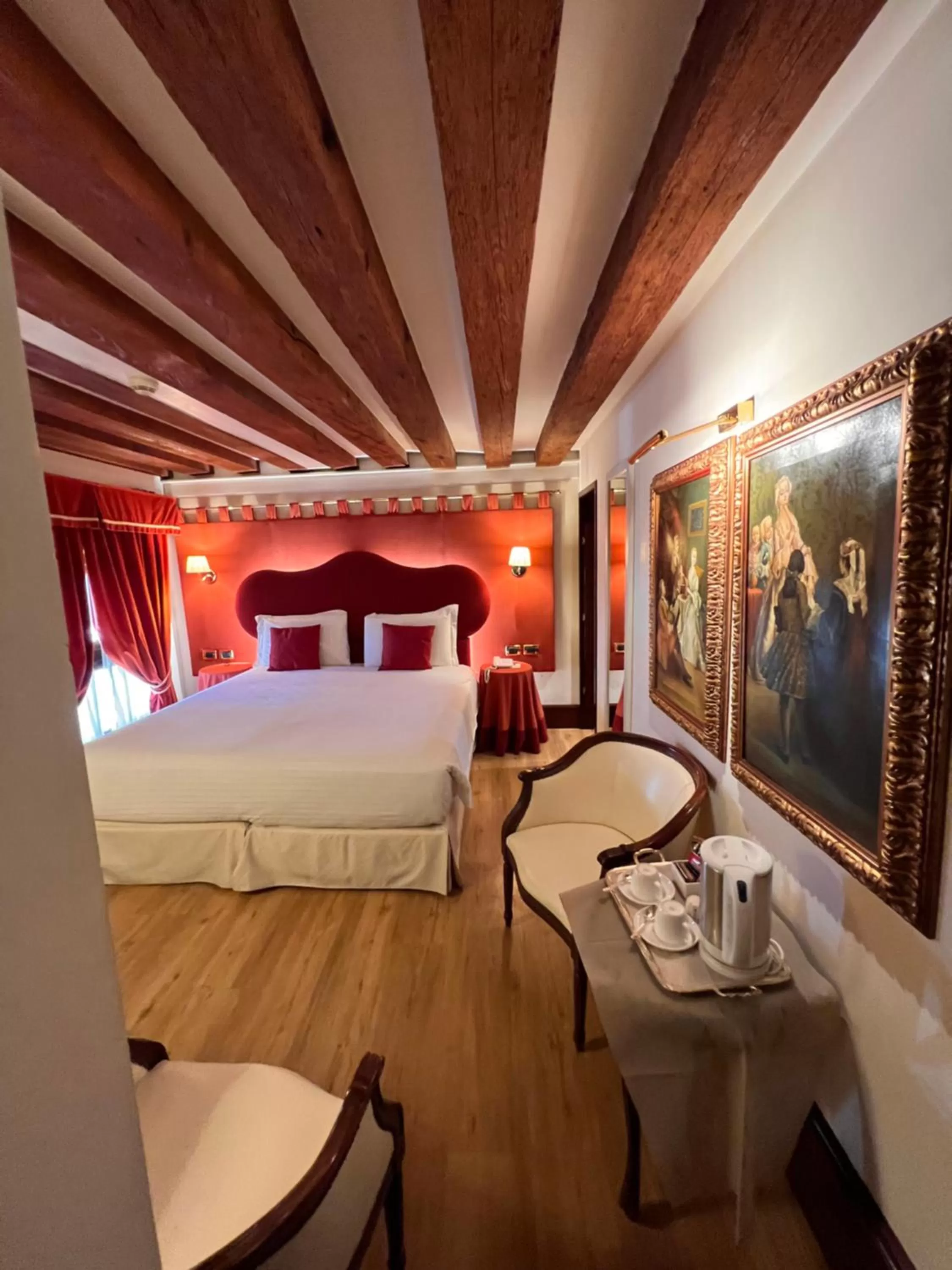 Bedroom, Bed in Ruzzini Palace Hotel