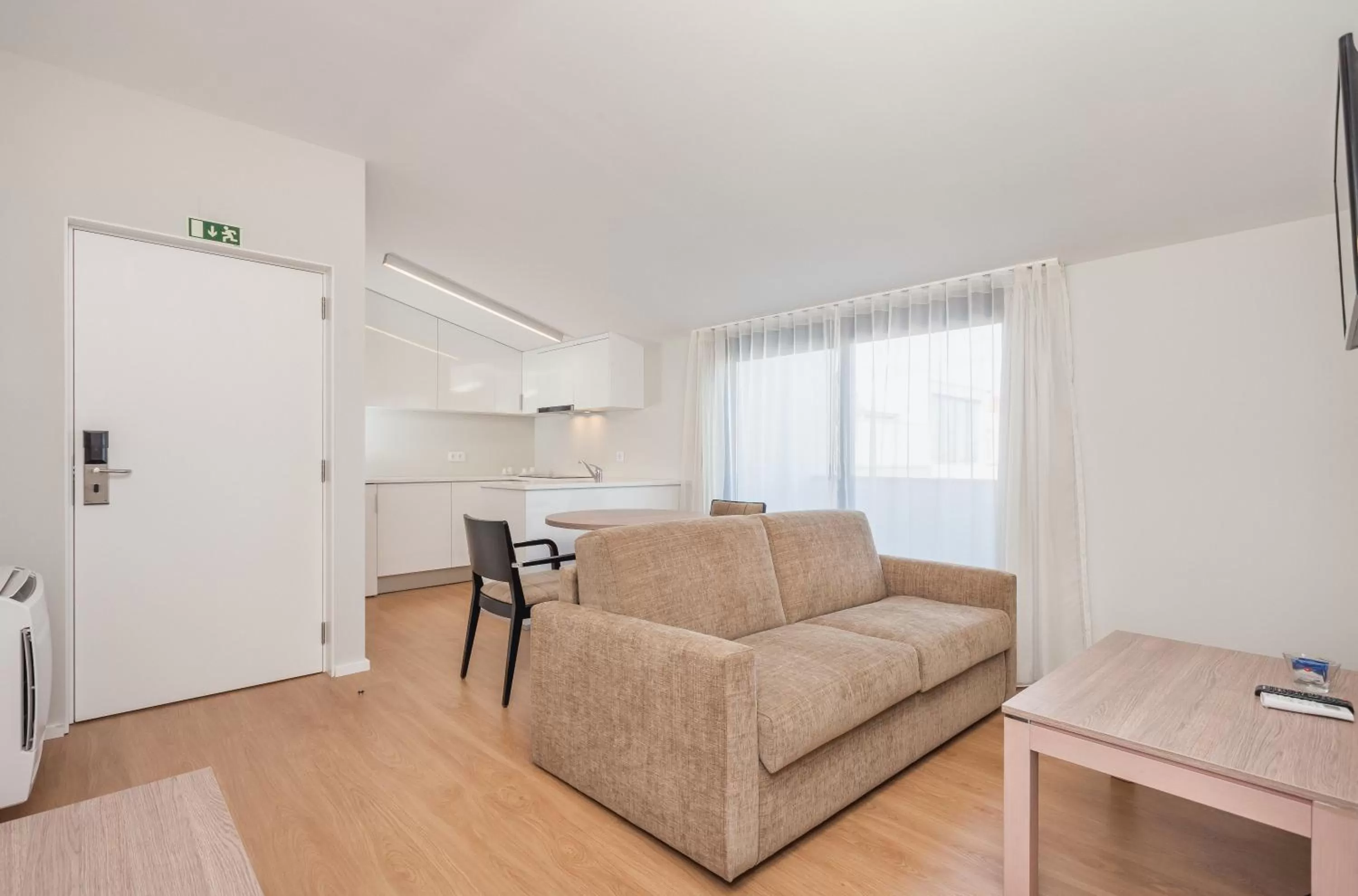 One-Bedroom Apartment in Essence Inn Marianos Hotel