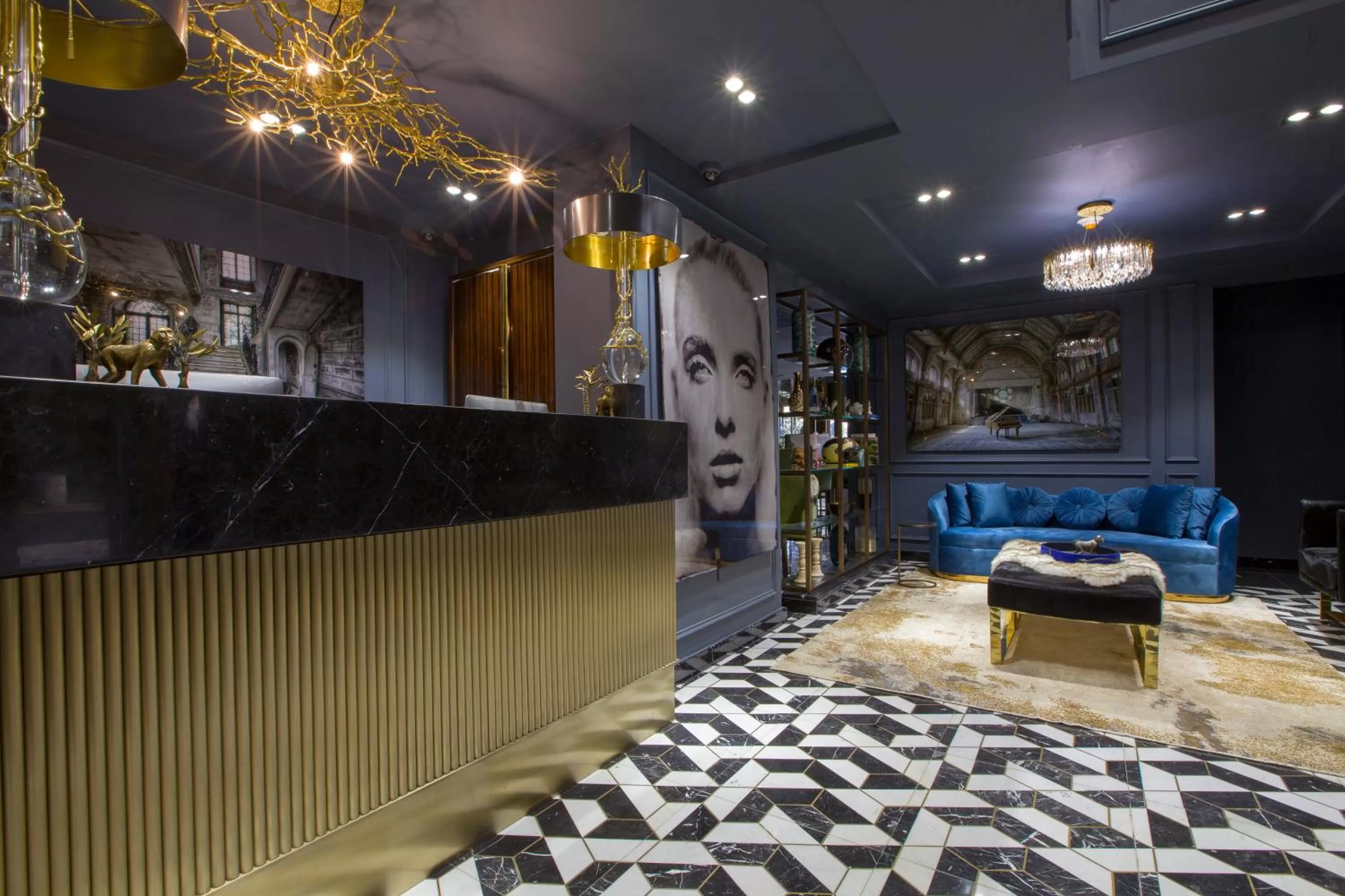 Lobby or reception in O:LV Fifty Five Hotel - Adults Only