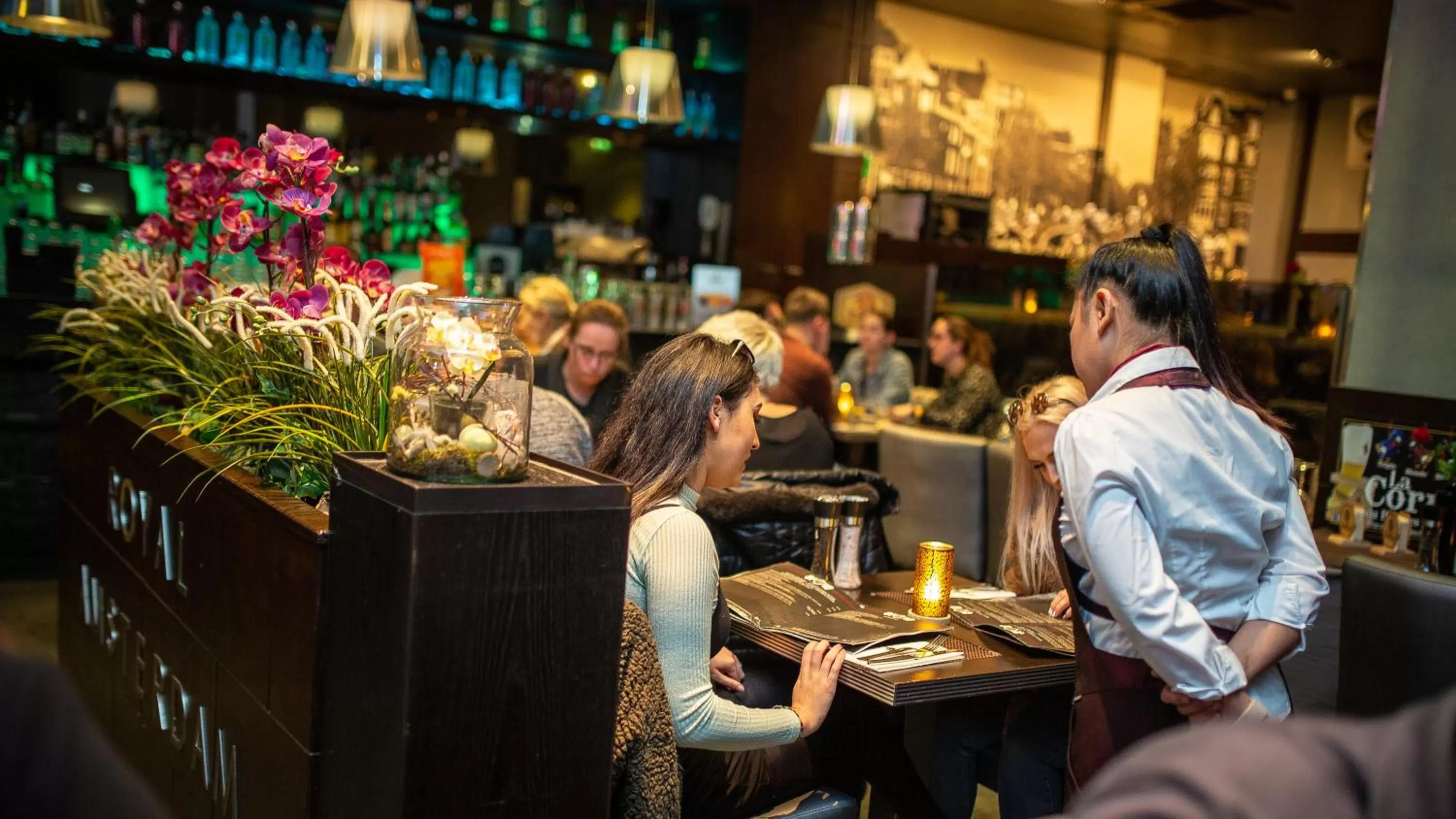 Restaurant/places to eat in Royal Amsterdam Hotel