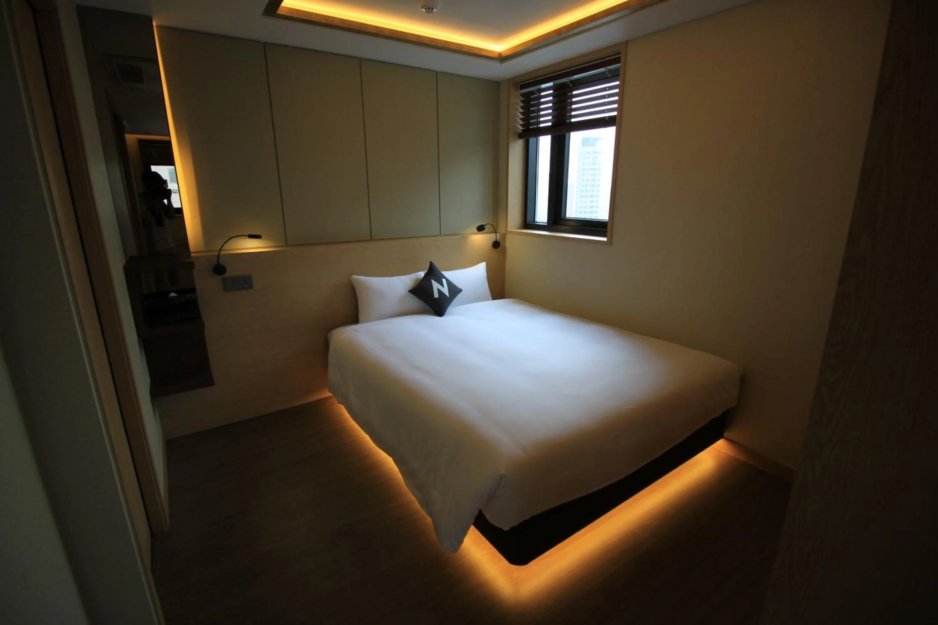 Decorative detail, Bed in Seoul N Hotel Dongdaemun