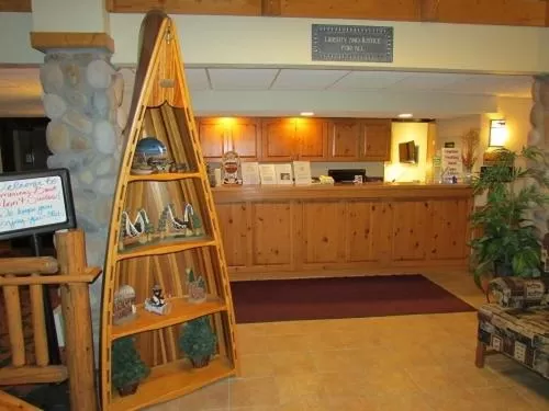 Lobby or reception in Shell Lake Lodge, a Travelodge by Wyndham