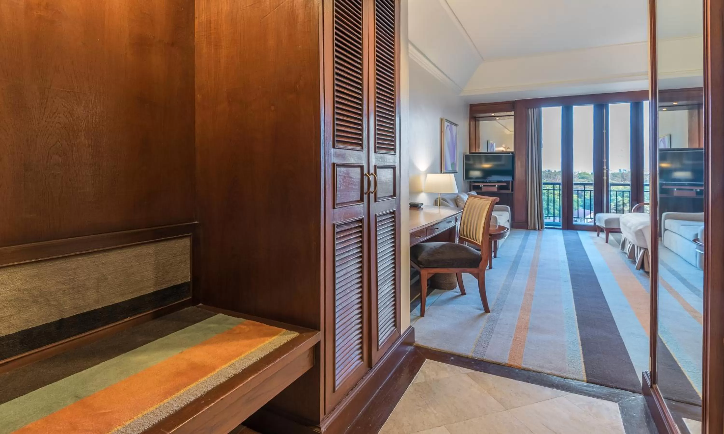 Bedroom in Chatrium Hotel Royal Lake Yangon