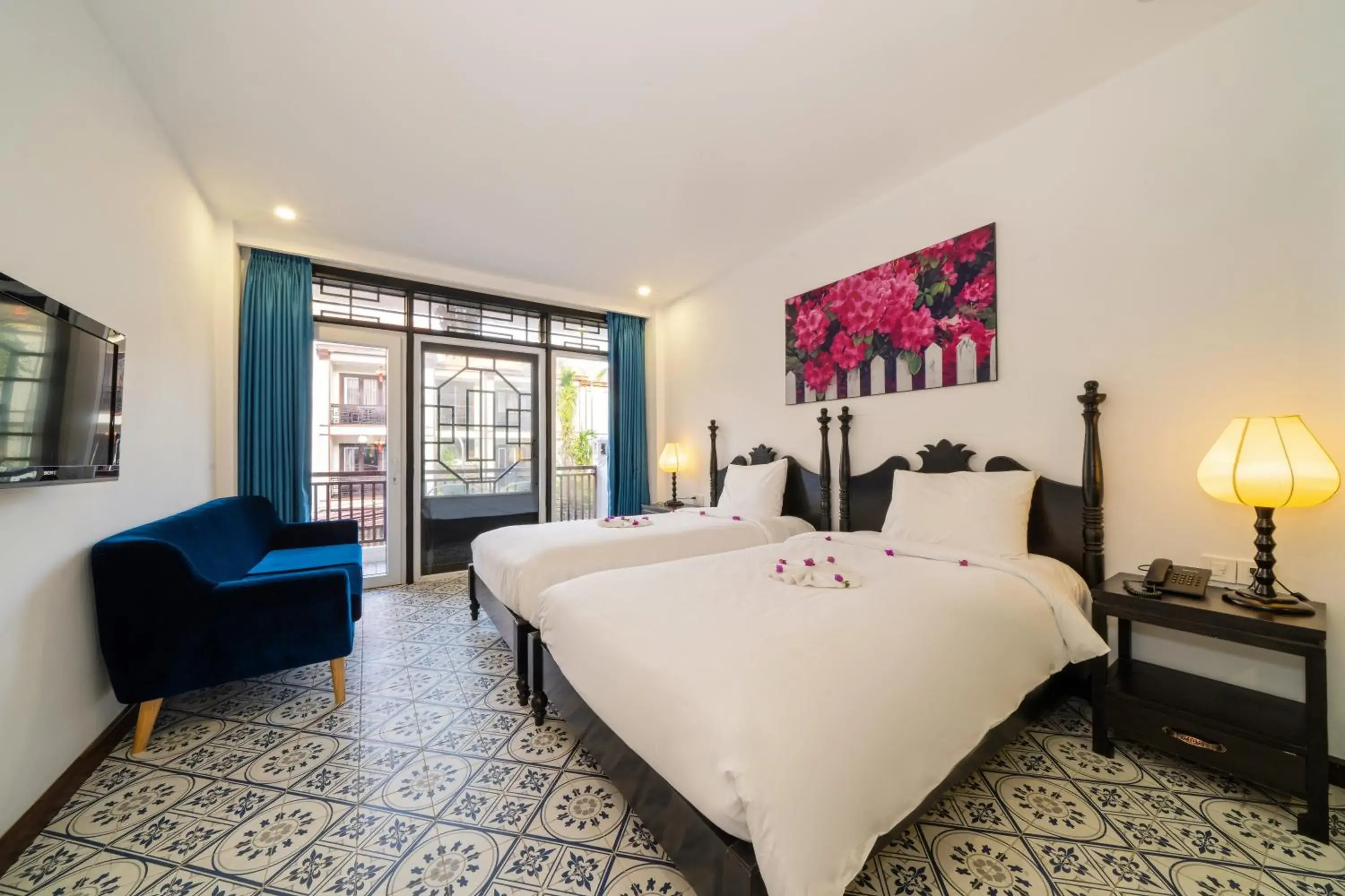 Deluxe Twin Room with Balcony in Thanh Binh Central Hotel Deluxe Twin Room with Balcony in Thanh Binh Central Hotel