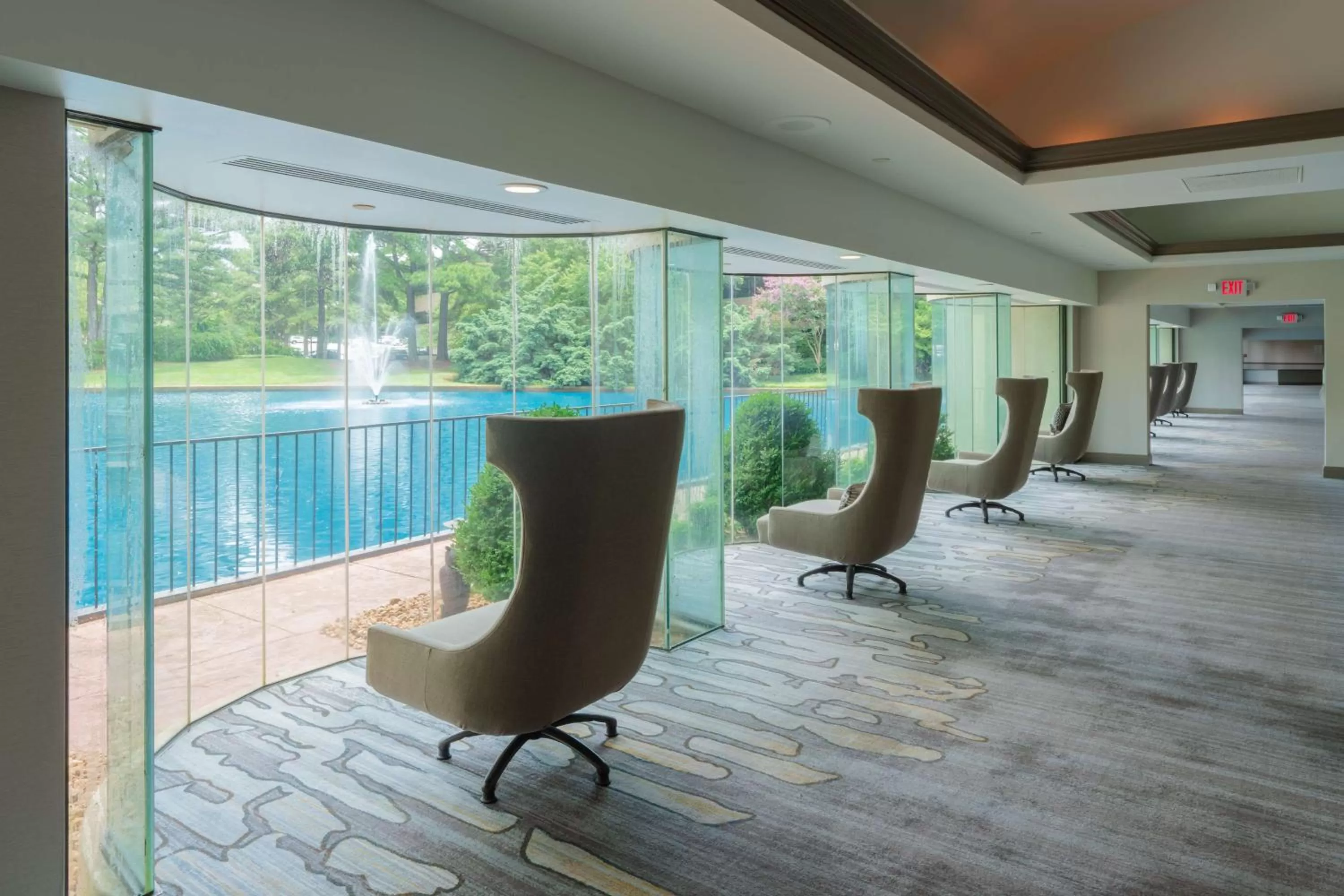 Property building in Hilton Memphis