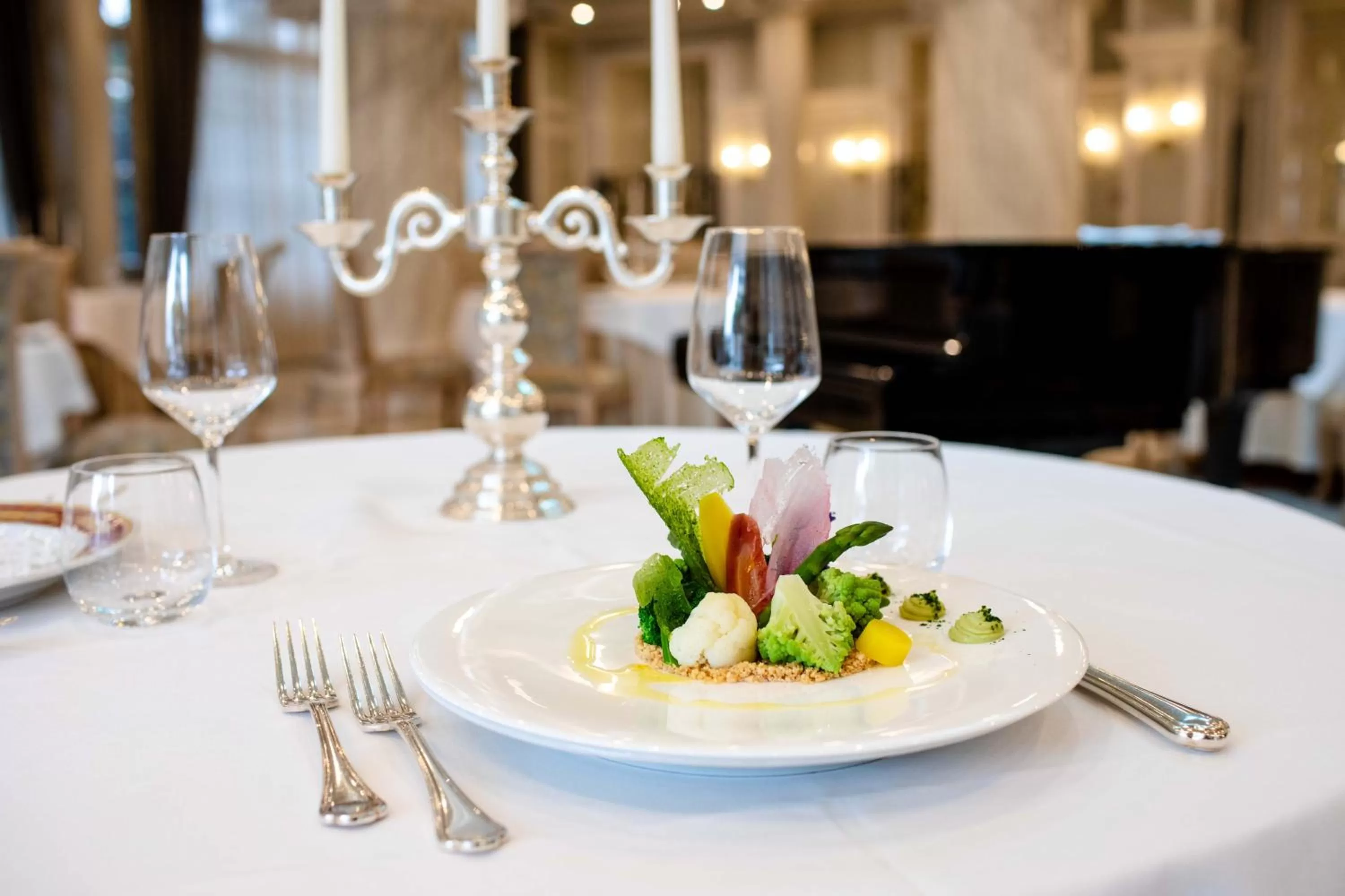 Food and drinks in Grand Hotel Des Bains