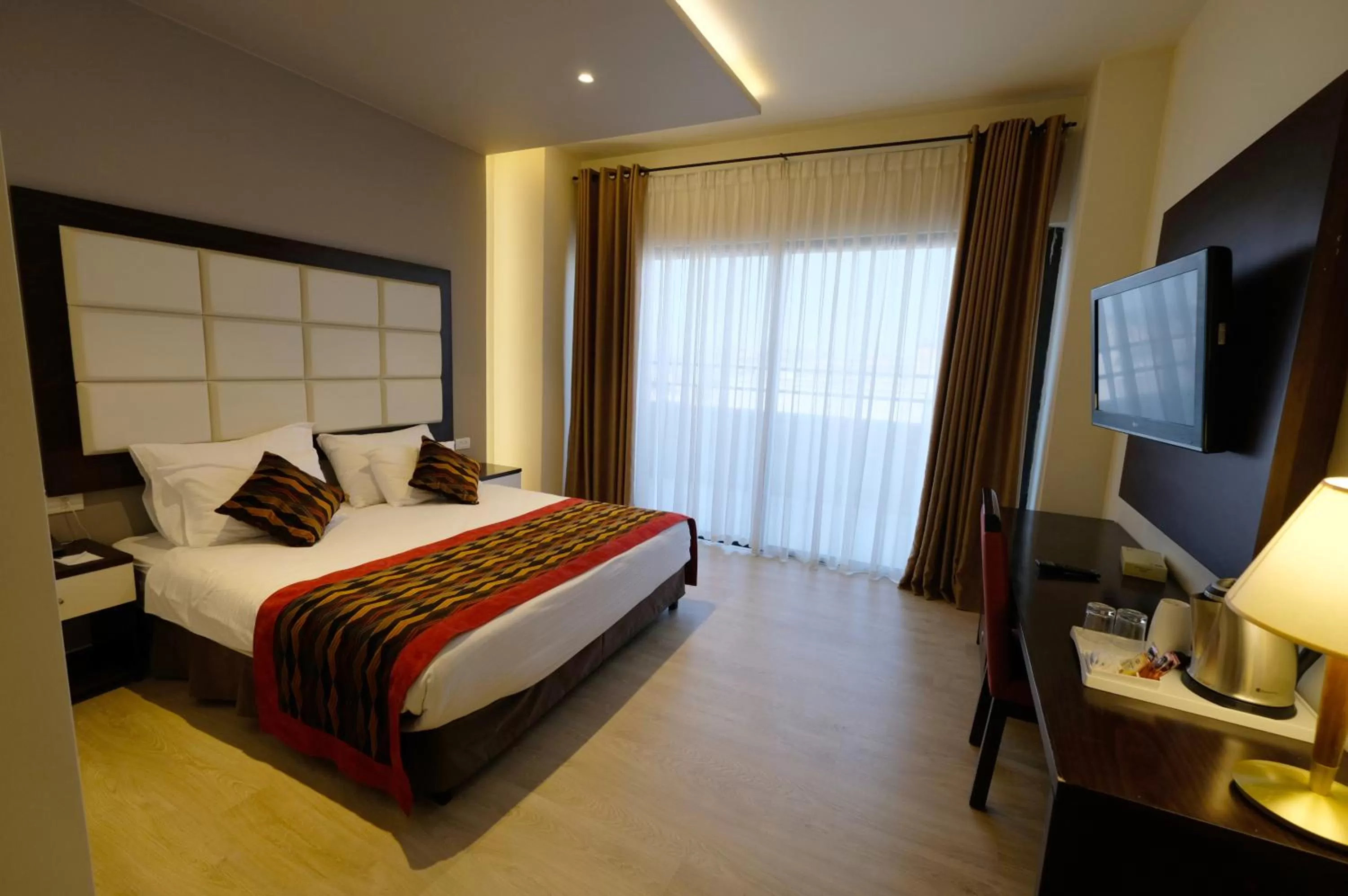 Bed in Ambassador City Hotel - Bethlehem