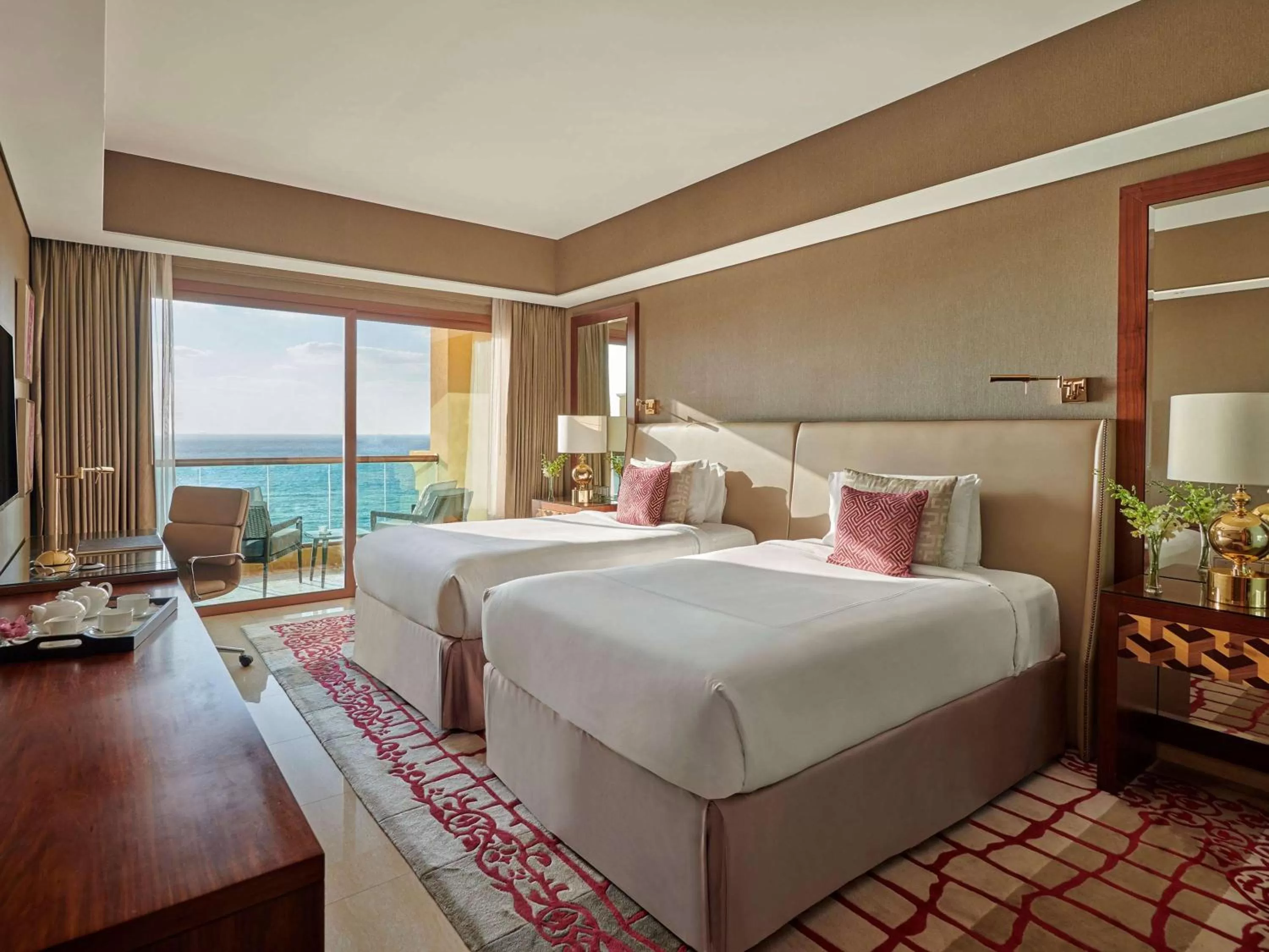 Photo of the whole room, Bed in Fairmont Ajman