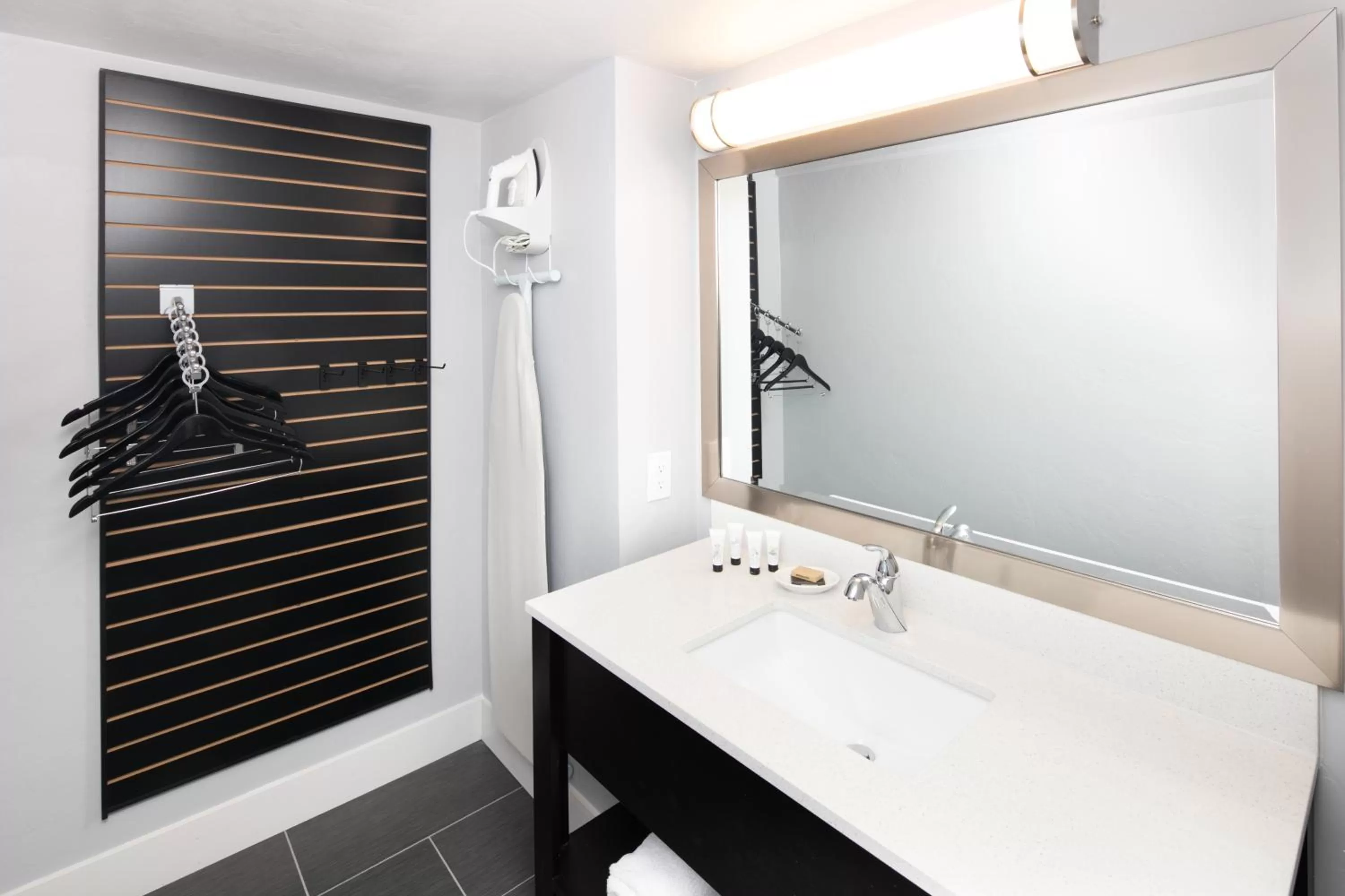 Bathroom in Red Lion Inn & Suites Tucson Downtown