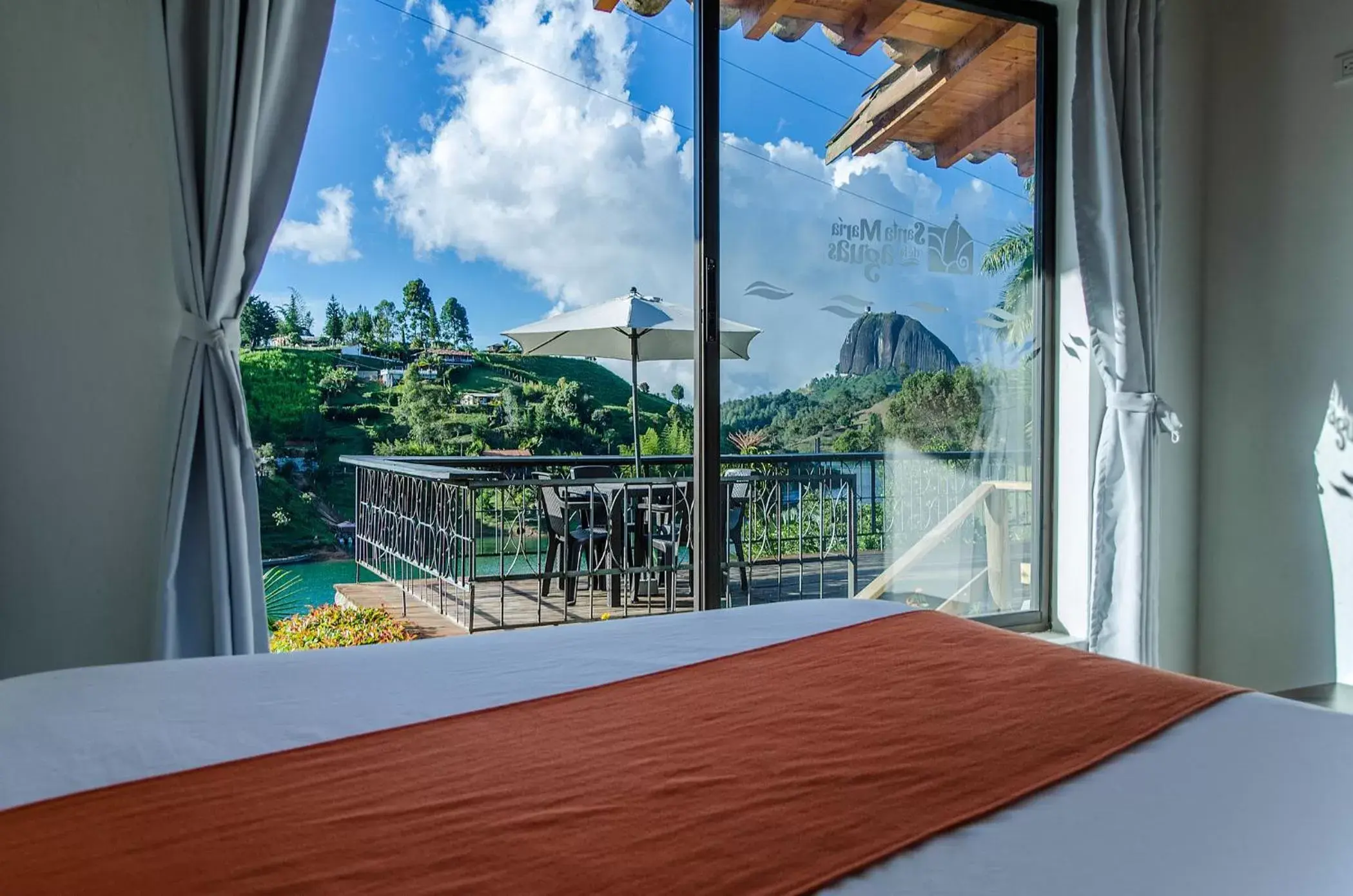 Family Double Room in Hotel Santa Maria de las Aguas Peñol Family Double Room in Hotel Santa Maria de las Aguas Peñol